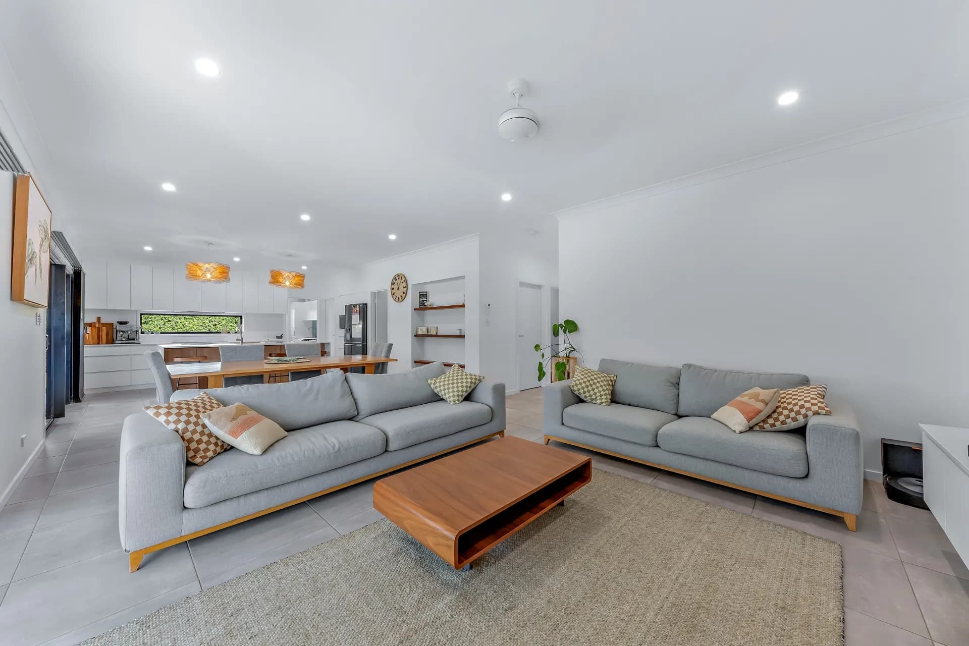 24 Acacia Grove, Woodwark., Woodwark - Thumbnail 8