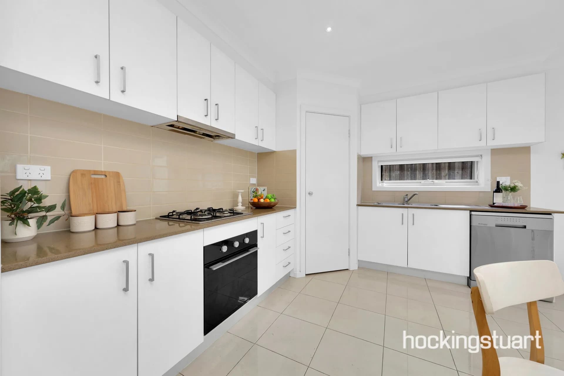 13 Hermione Terrace, Epping - Thumbnail 8