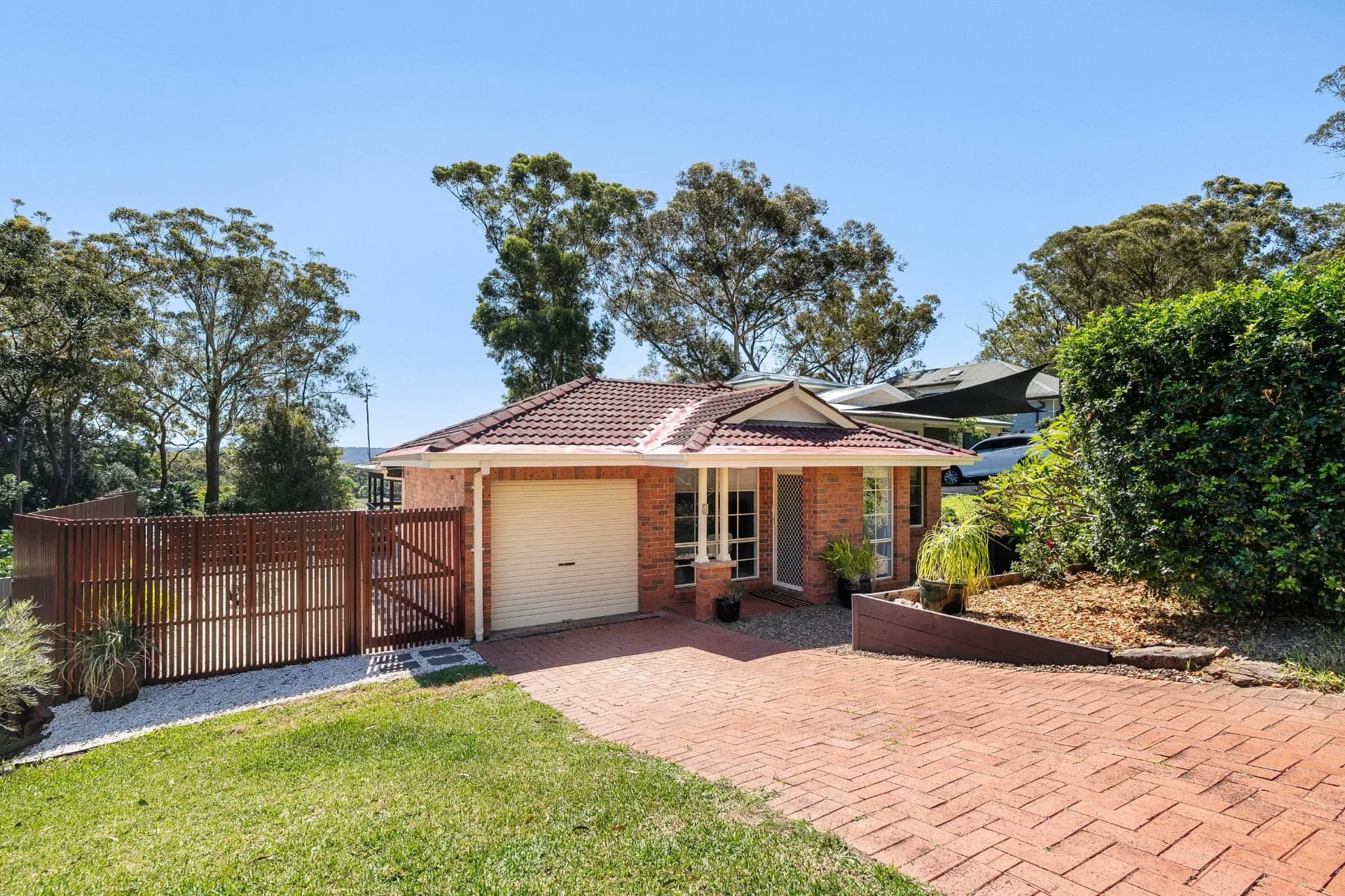 4 Irwin  Place, Green Point, NSW, Green Point - Image 1