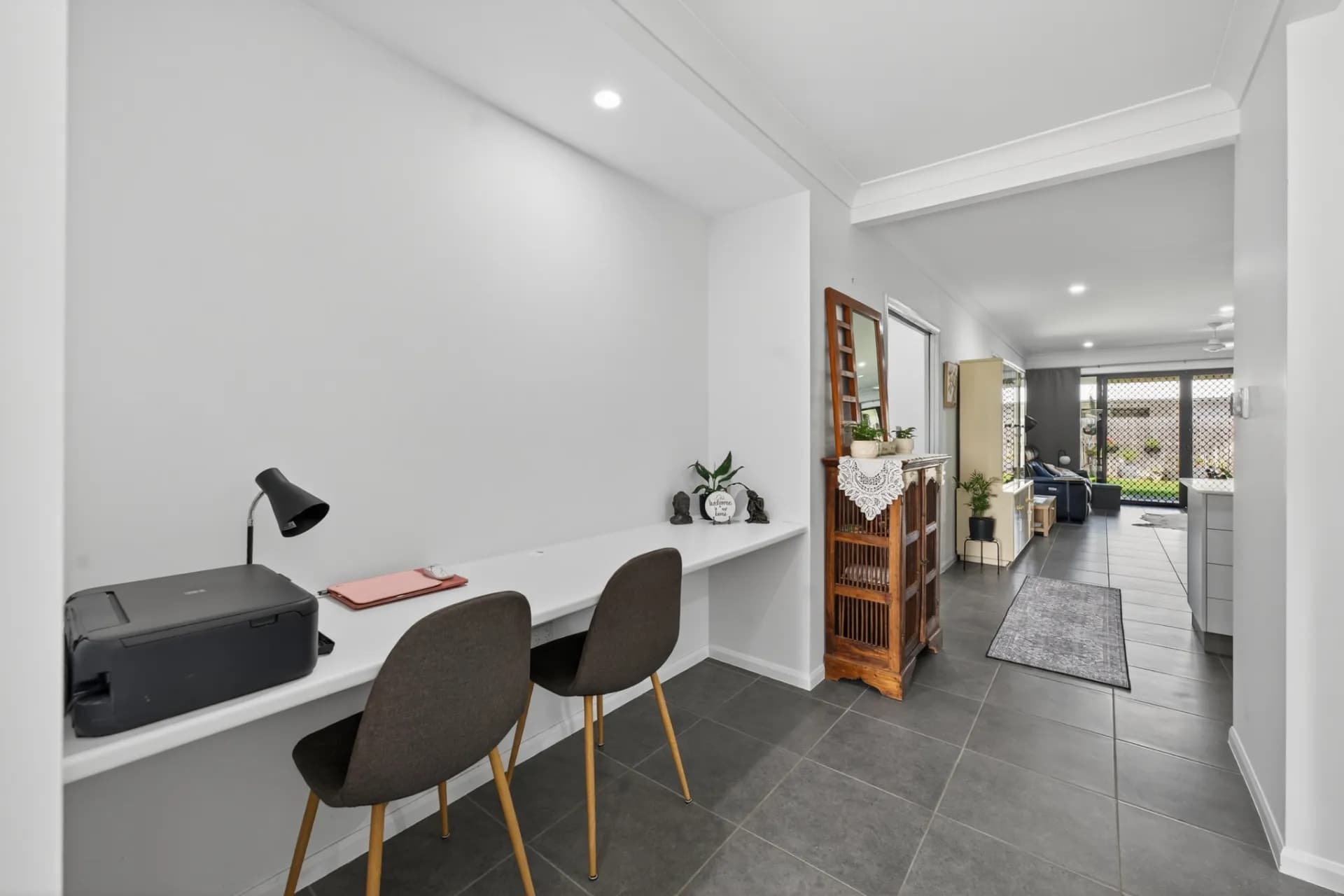 45 Orangeberry Circuit, Mount Low, QLD, Mount Low - Thumbnail 2