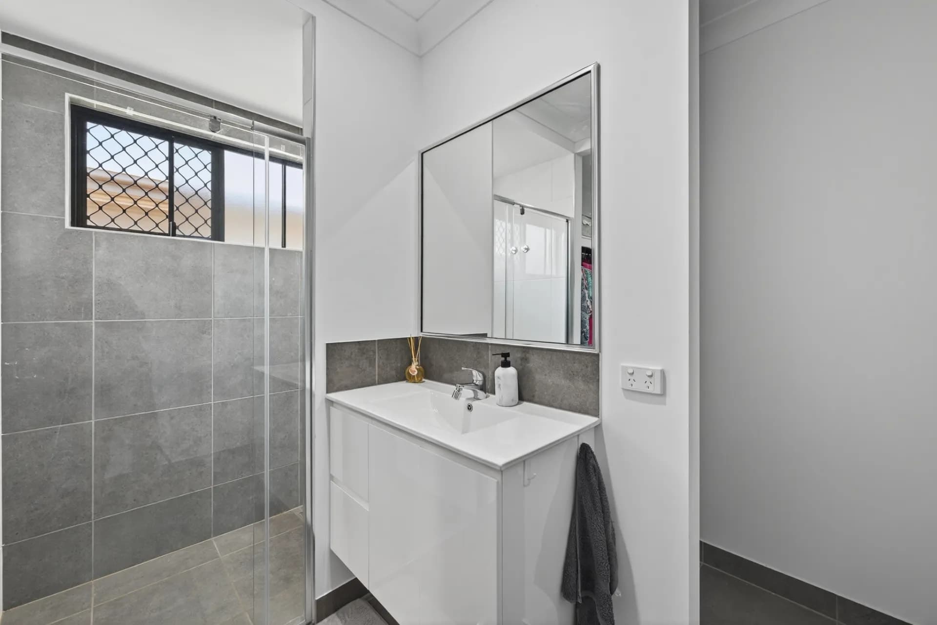 45 Orangeberry Circuit, Mount Low, QLD, Mount Low - Thumbnail 8