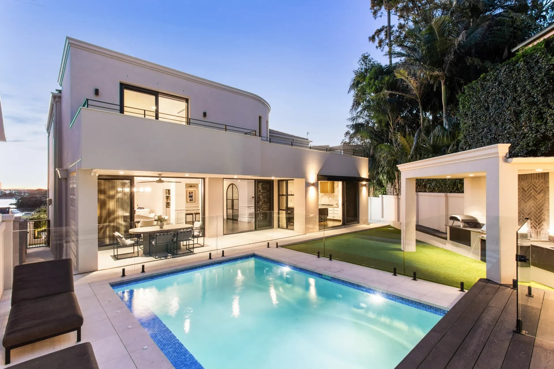 12 Beach Street, Tennyson Point - Thumbnail 4