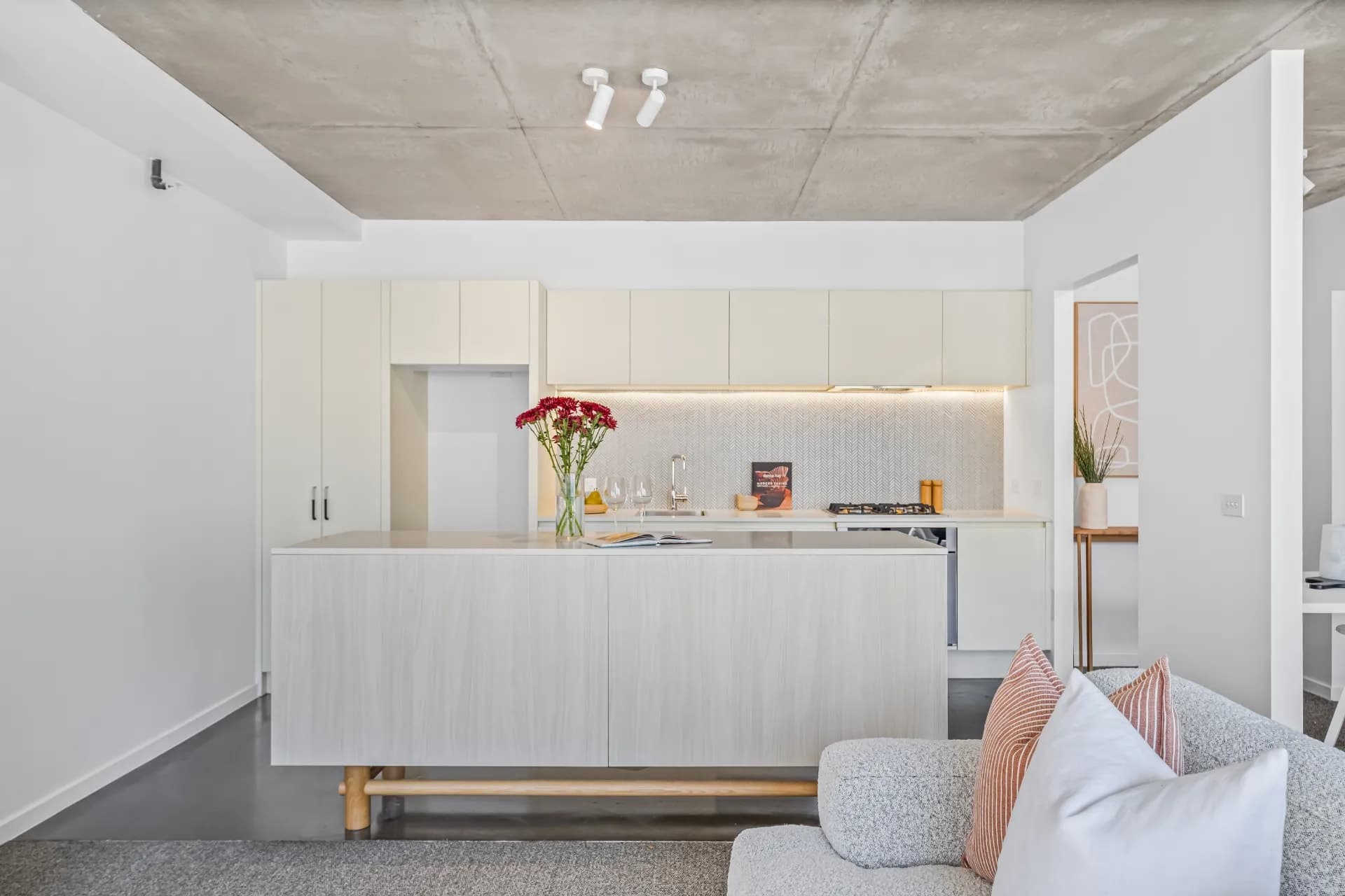 103/8 Atkin Street, North Melbourne., North Melbourne - Thumbnail 4