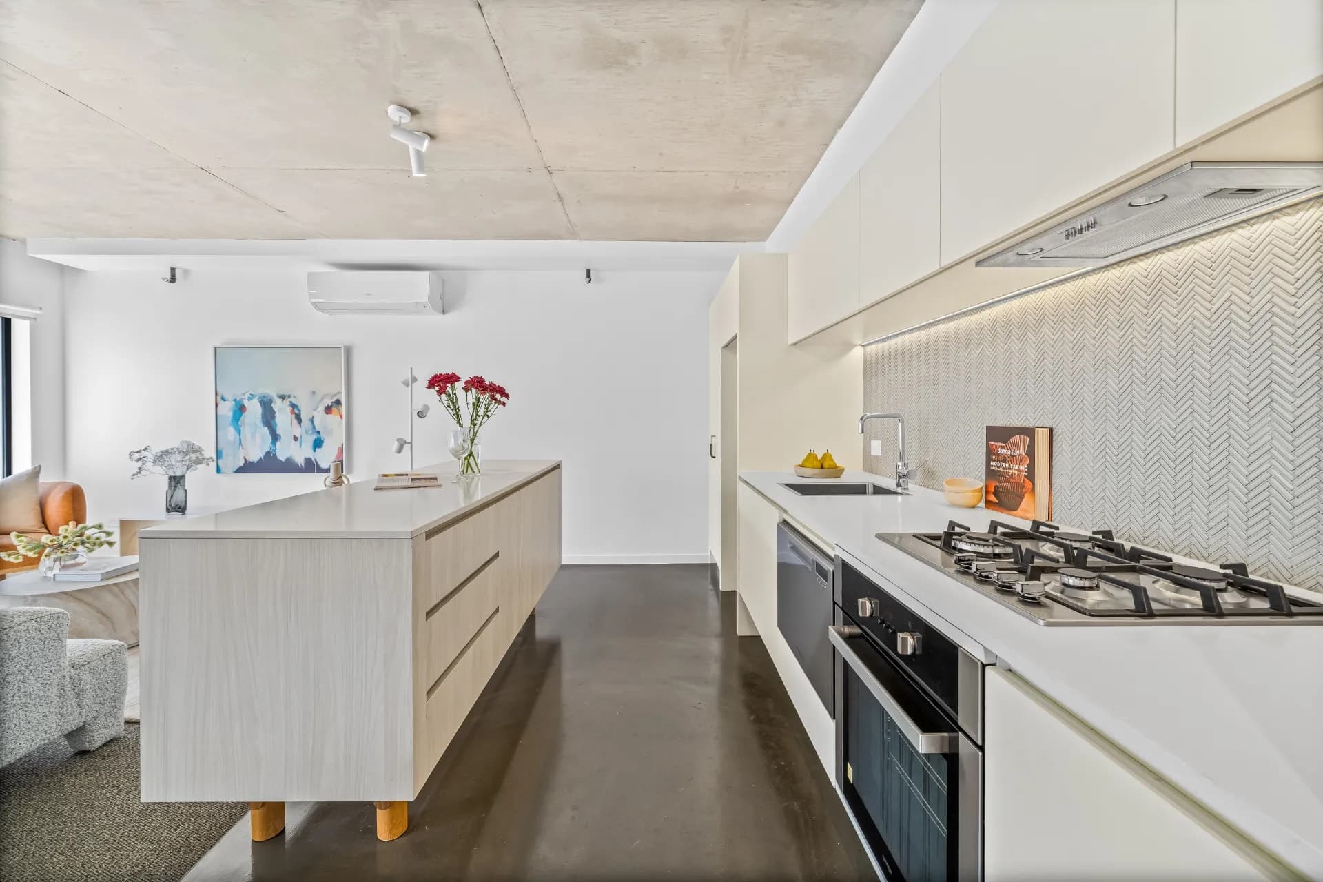 103/8 Atkin Street, North Melbourne., North Melbourne - Thumbnail 5