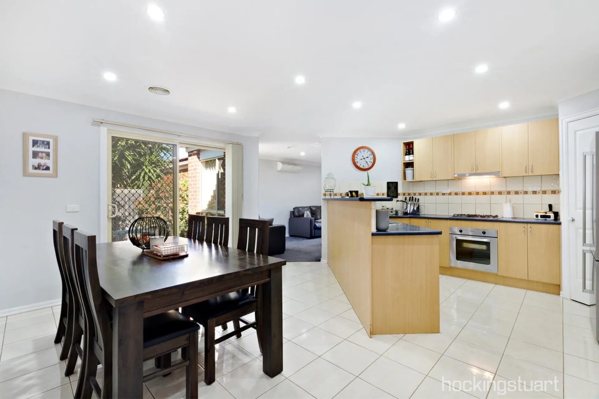 4 Hendriks Court, Werribee - Thumbnail 2