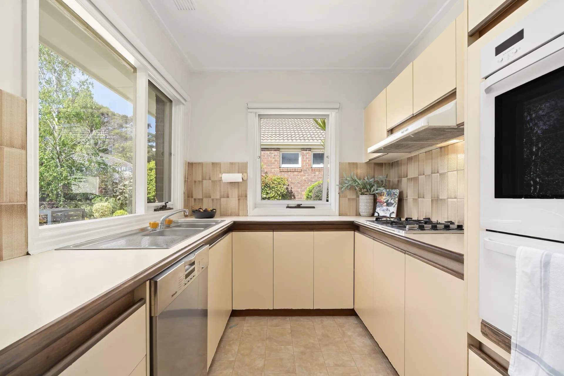 15 Cheltenham Road, Black Rock - Thumbnail 4