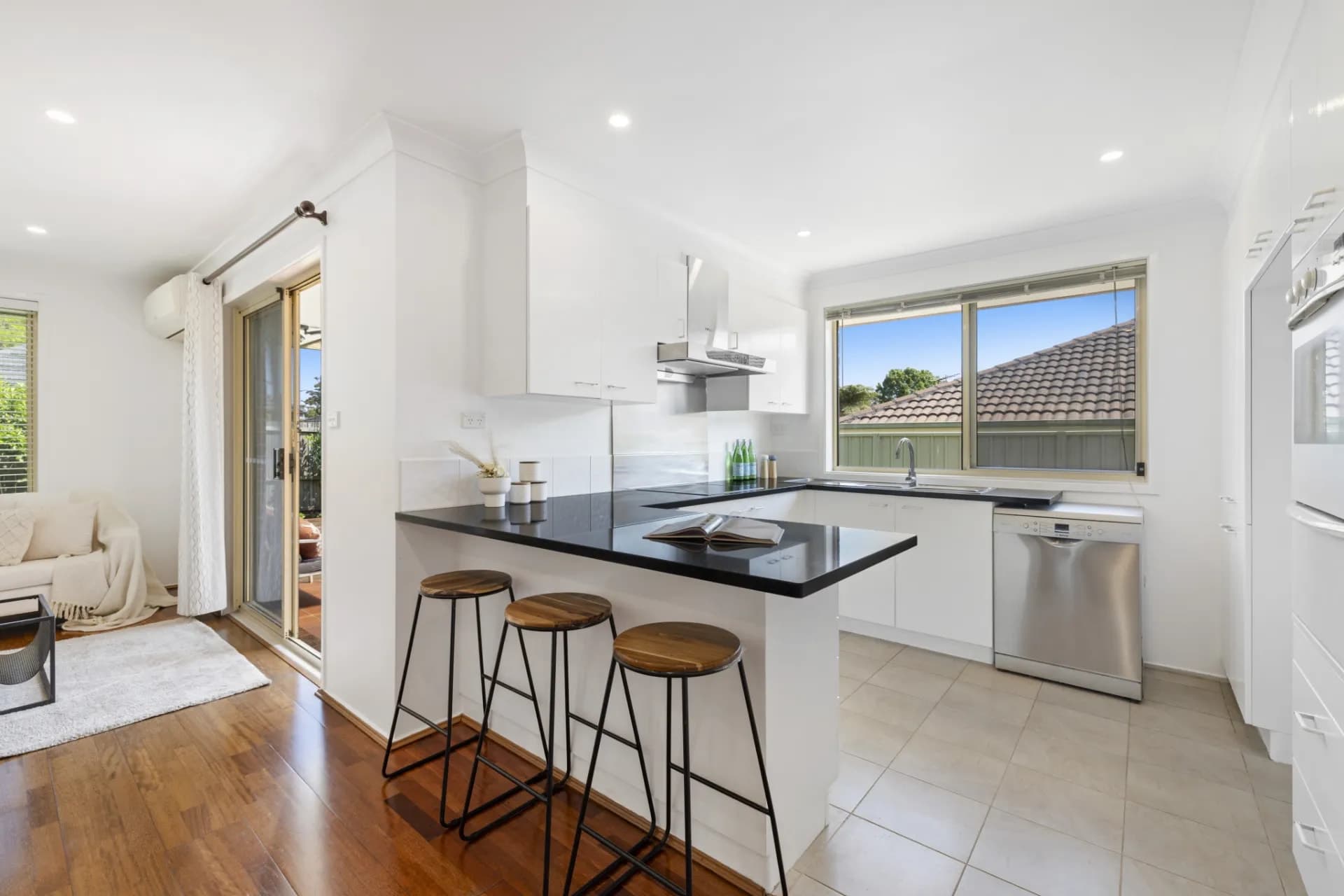 18A Robinson Close, Hornsby Heights, NSW, Hornsby Heights - Thumbnail 6