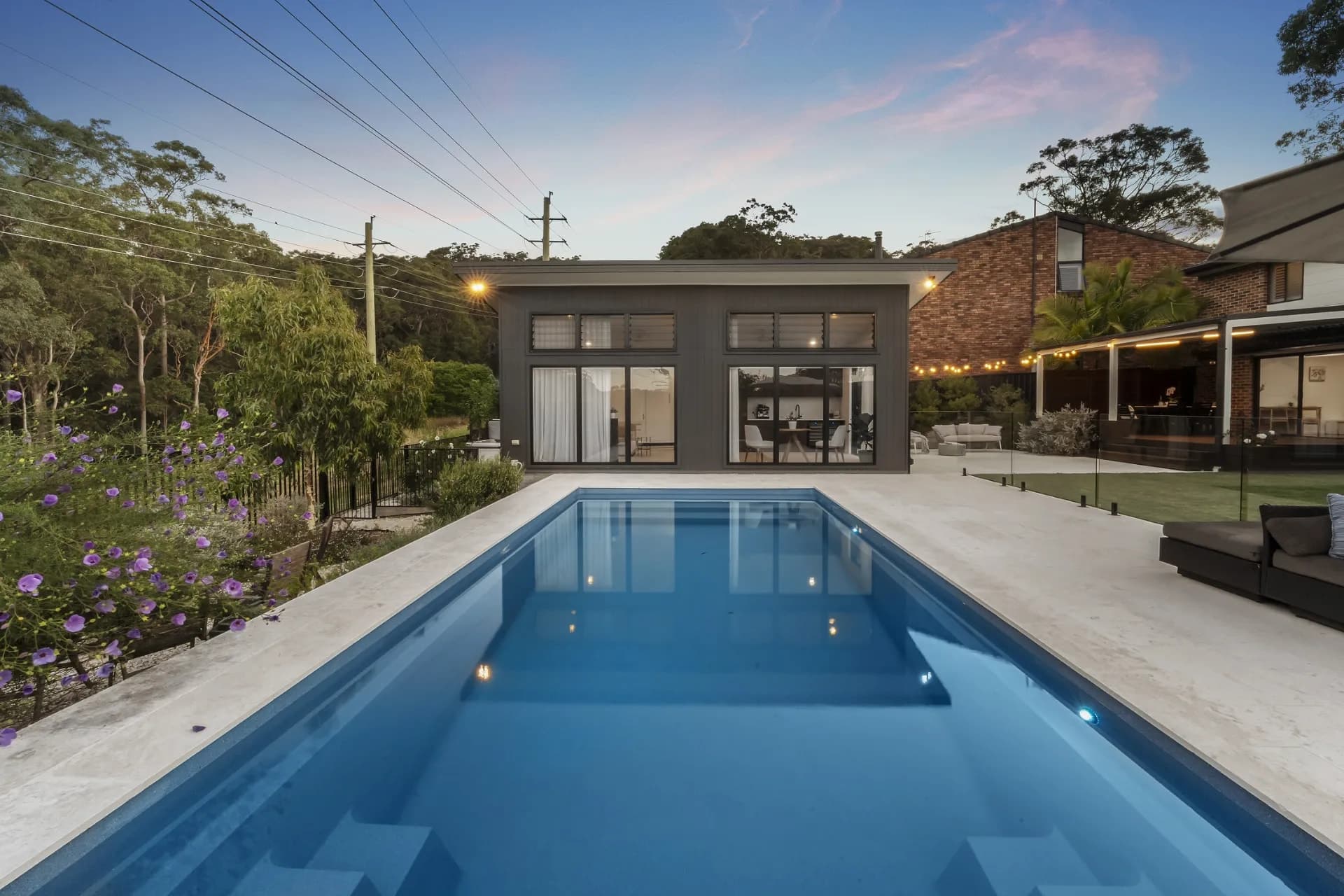 33 Seaview Close, Eleebana - Thumbnail 2