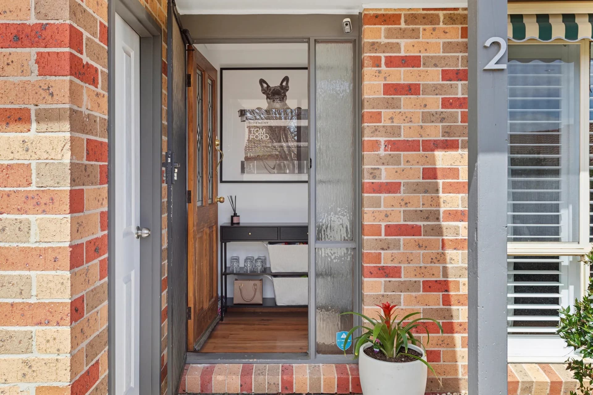 2/3 Lappin Place, Gordon., Gordon - Thumbnail 2