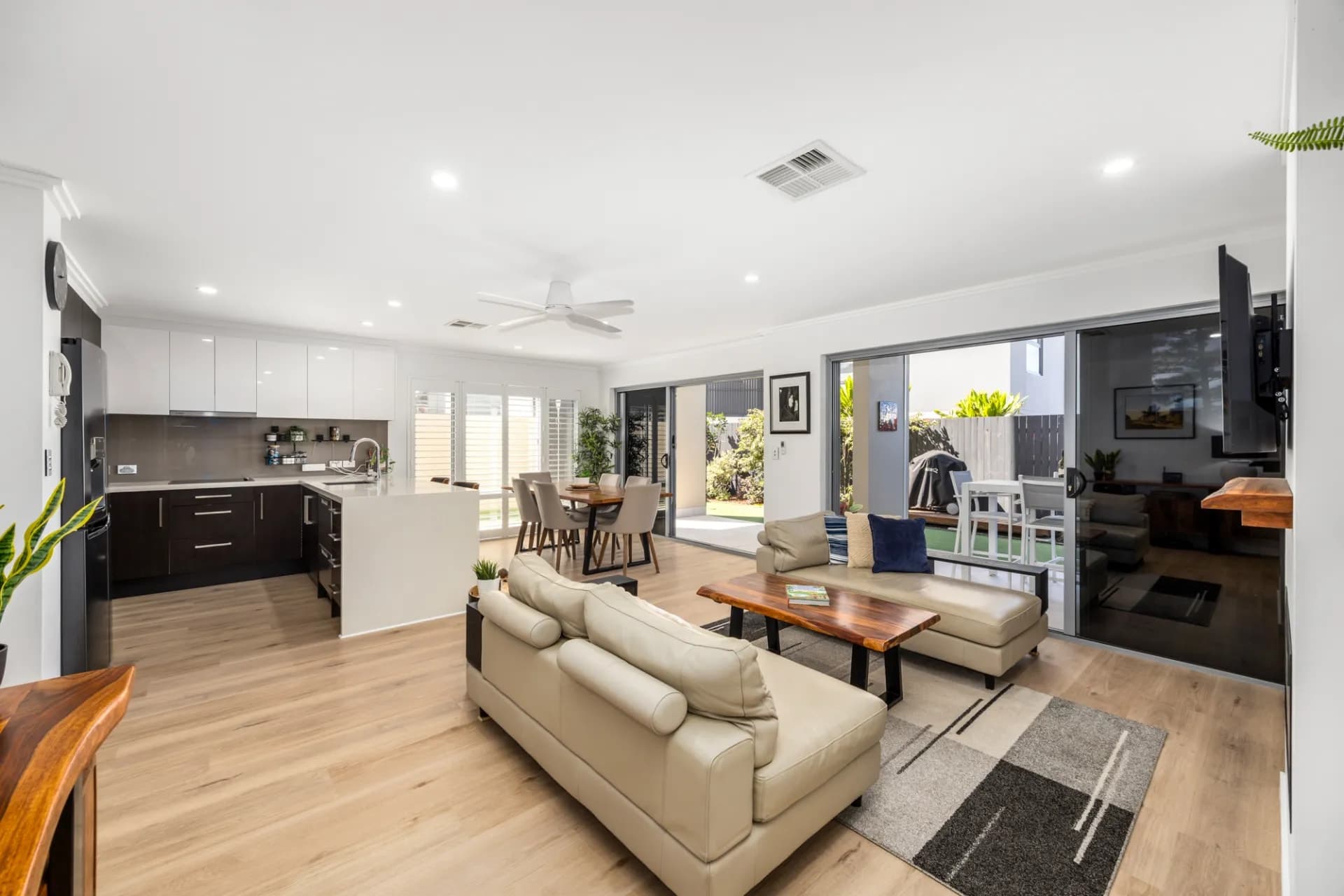 2/14 Webb Street, Margate., Margate - Image 1