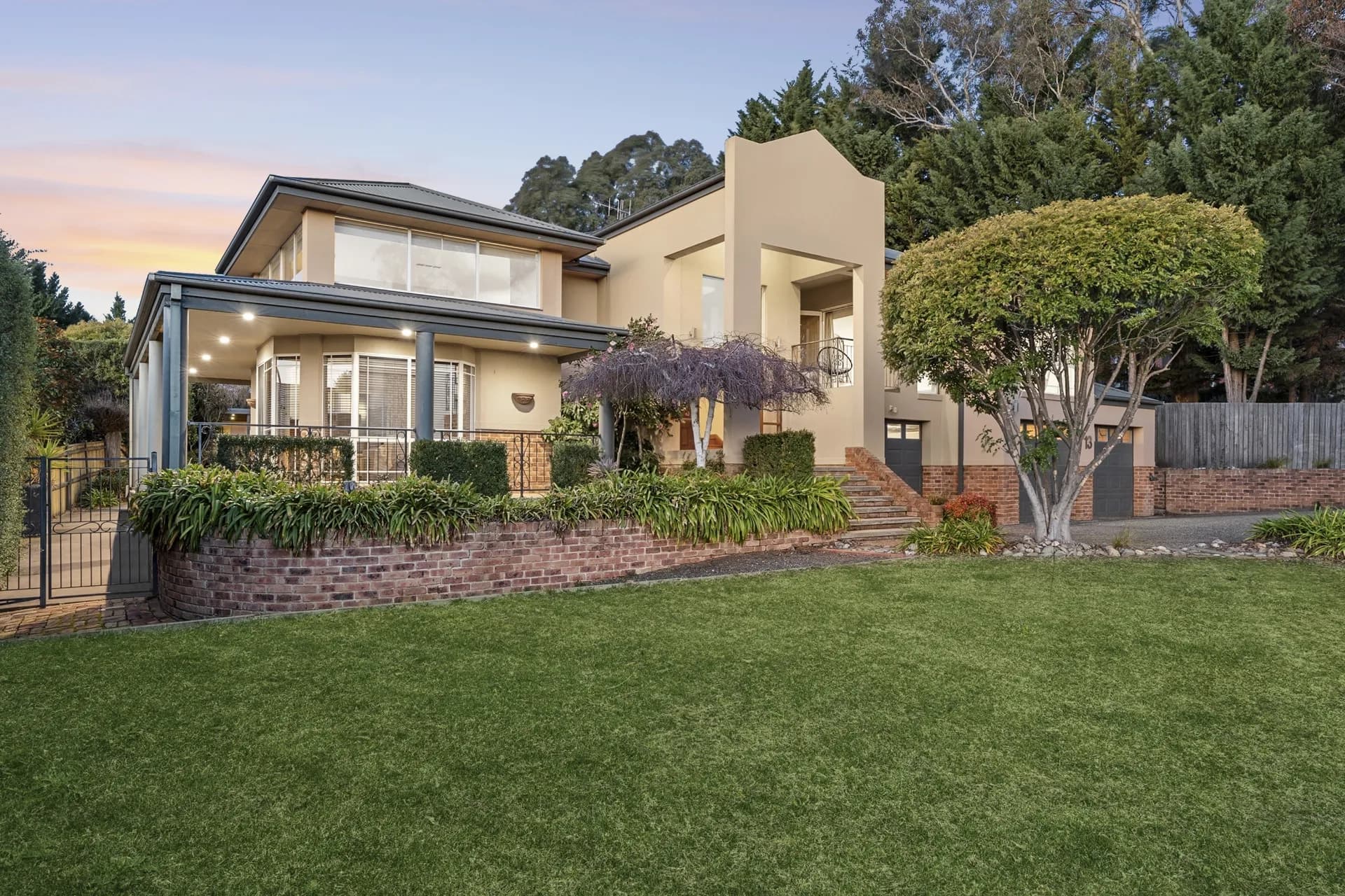 13 Hudson Place, Jerrabomberra., Jerrabomberra - Image 1