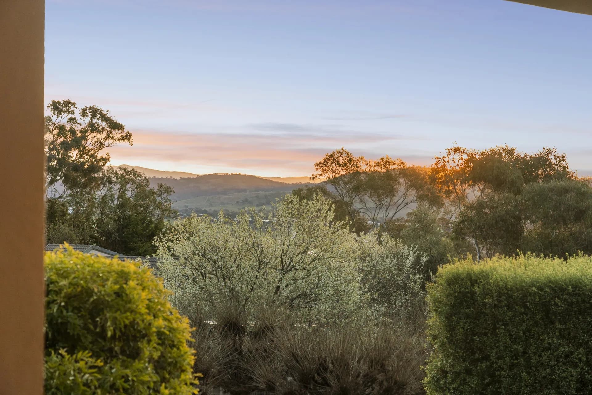 13 Hudson Place, Jerrabomberra., Jerrabomberra - Thumbnail 2
