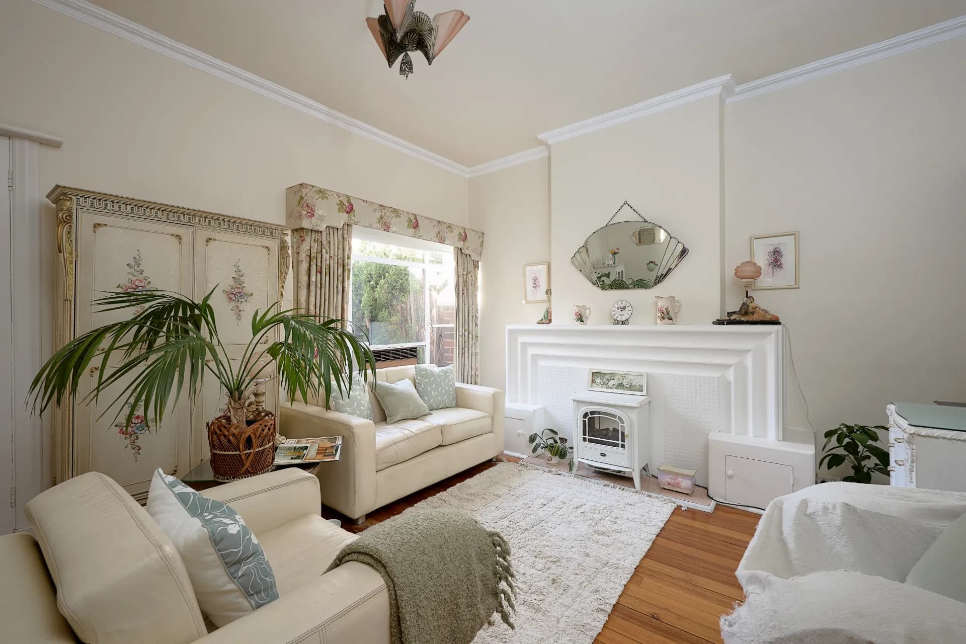 7/1 Mona Place, South Yarra., South Yarra - Image 1