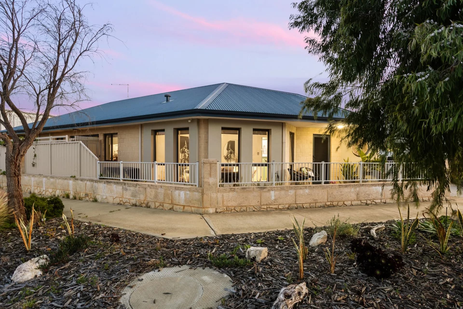 28 Pallett Avenue, Spearwood., Spearwood - Thumbnail 2