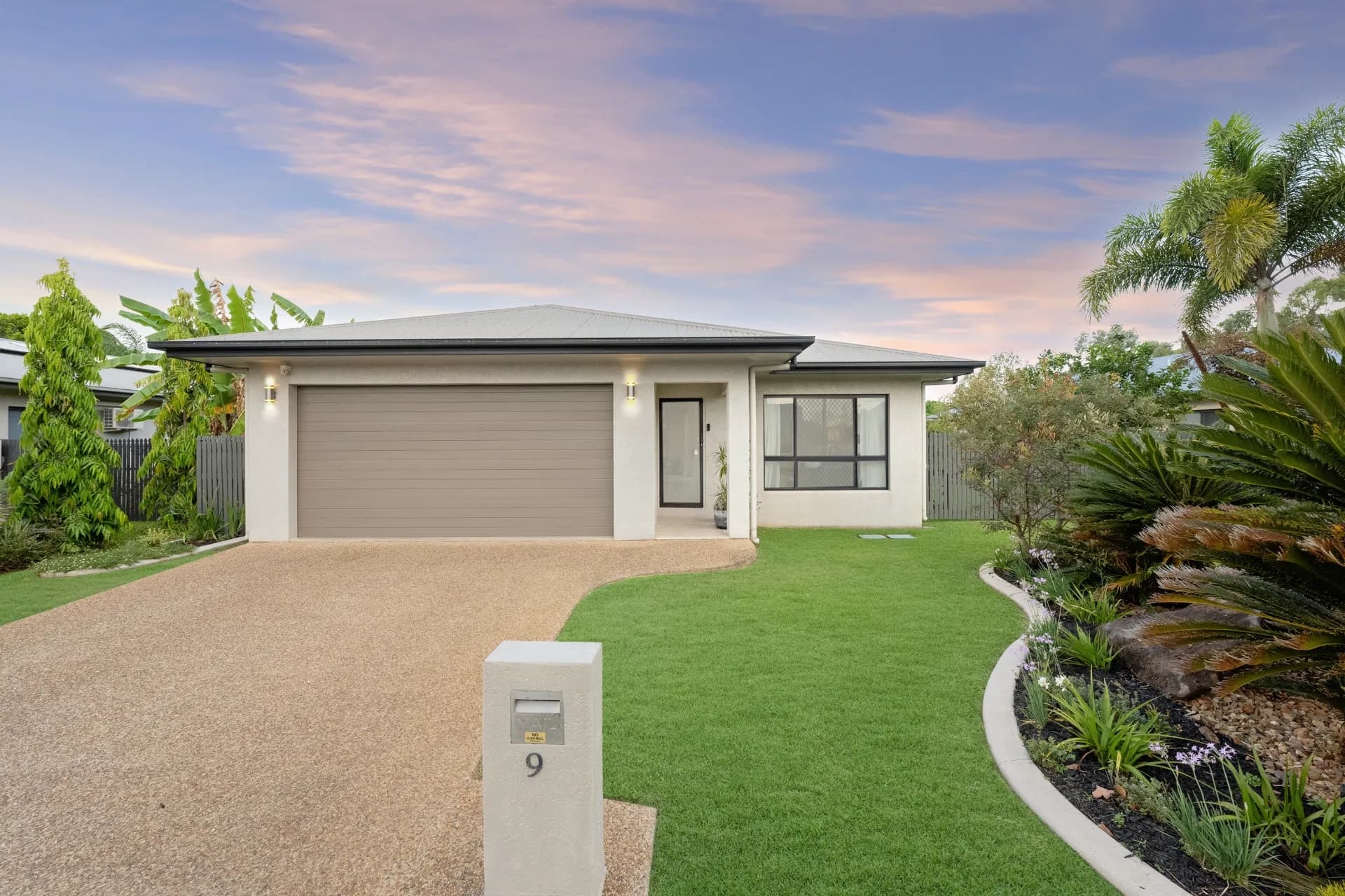 9 Eungella Court, Bushland Beach., Bushland Beach - Thumbnail 2