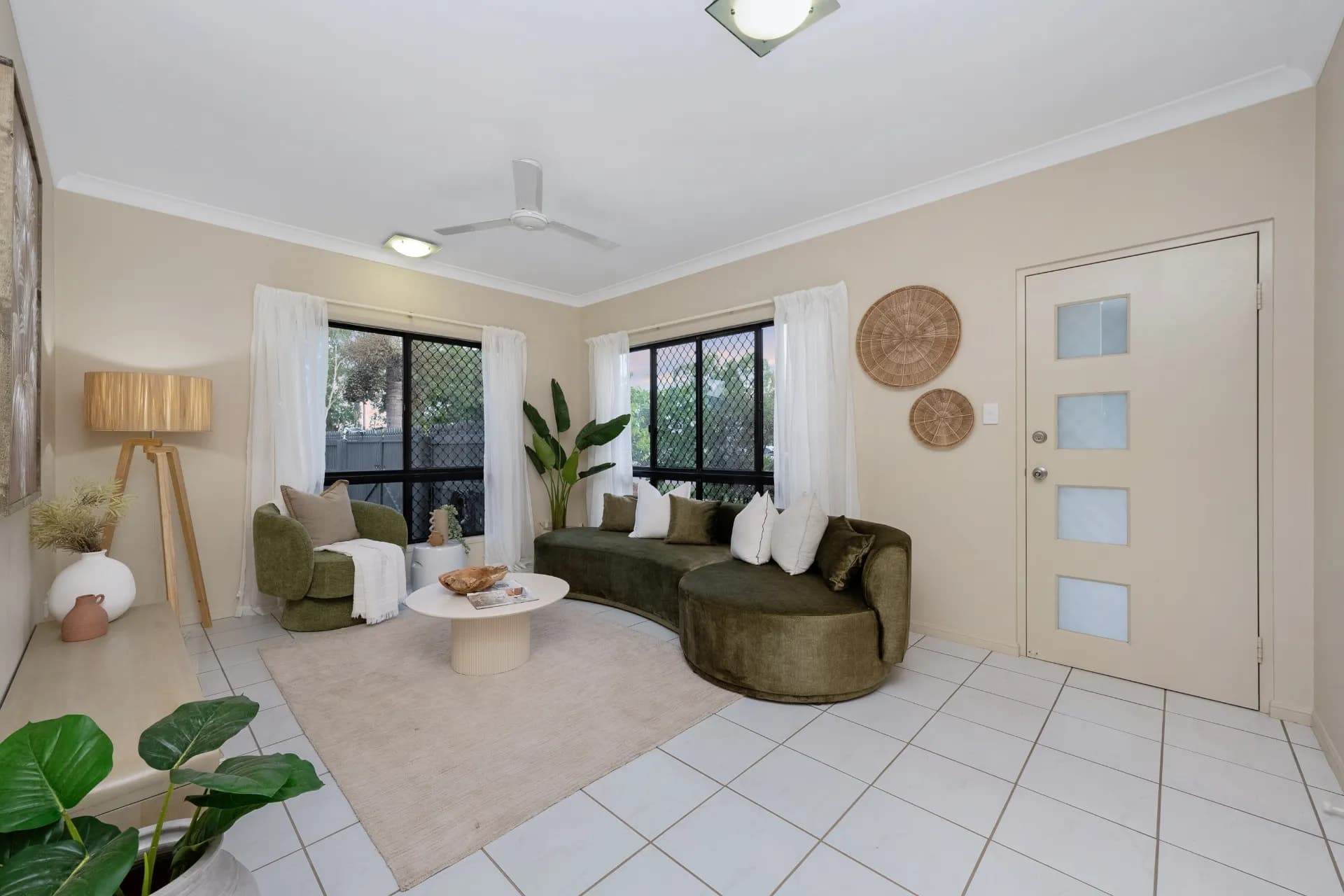 9 Eungella Court, Bushland Beach., Bushland Beach - Thumbnail 4