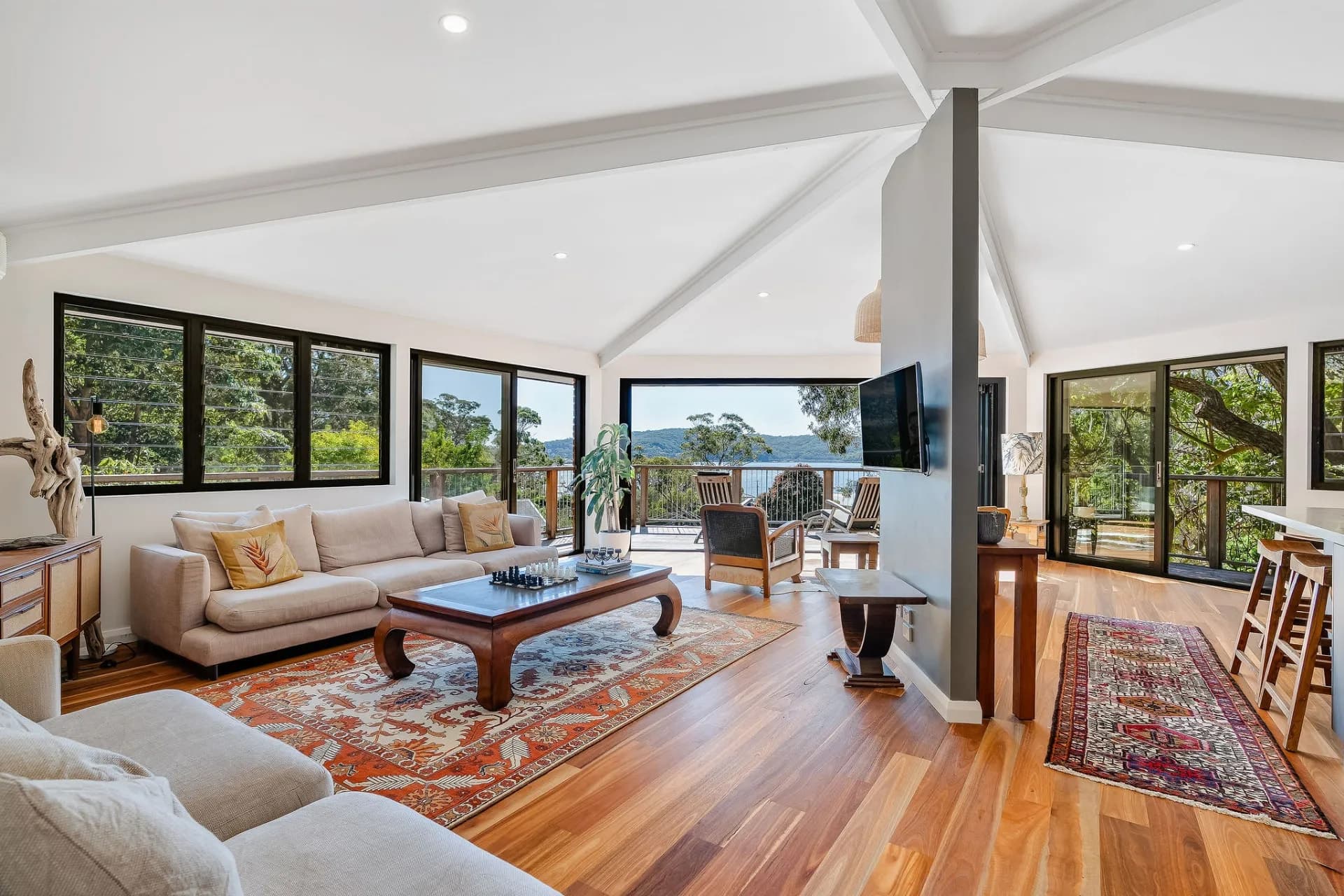 27 High View Road, Pretty Beach - Image 1