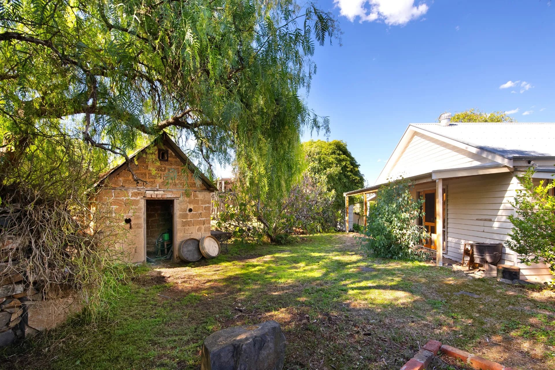14 Gray Street, Maldon., Maldon - Thumbnail 2