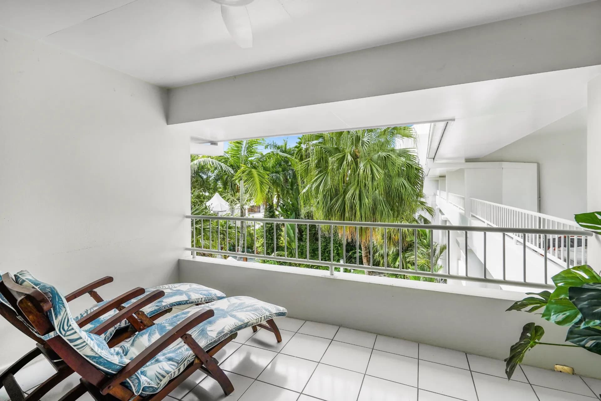 65/9 Veivers Road, Palm Cove., Palm Cove - Thumbnail 2