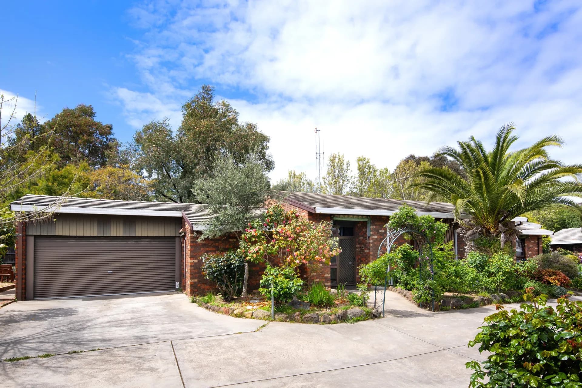 6/8 Halford Street, Castlemaine - Thumbnail 2