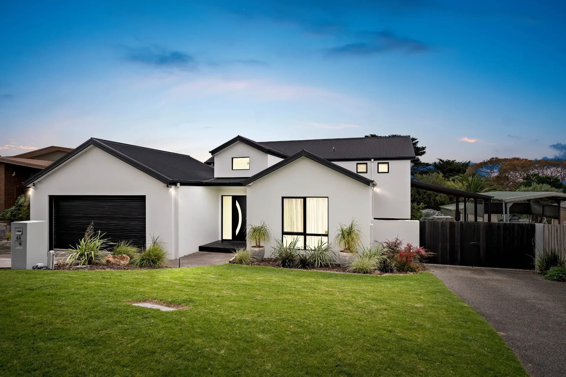 44 Seaview Parade, Dromana - Image 1