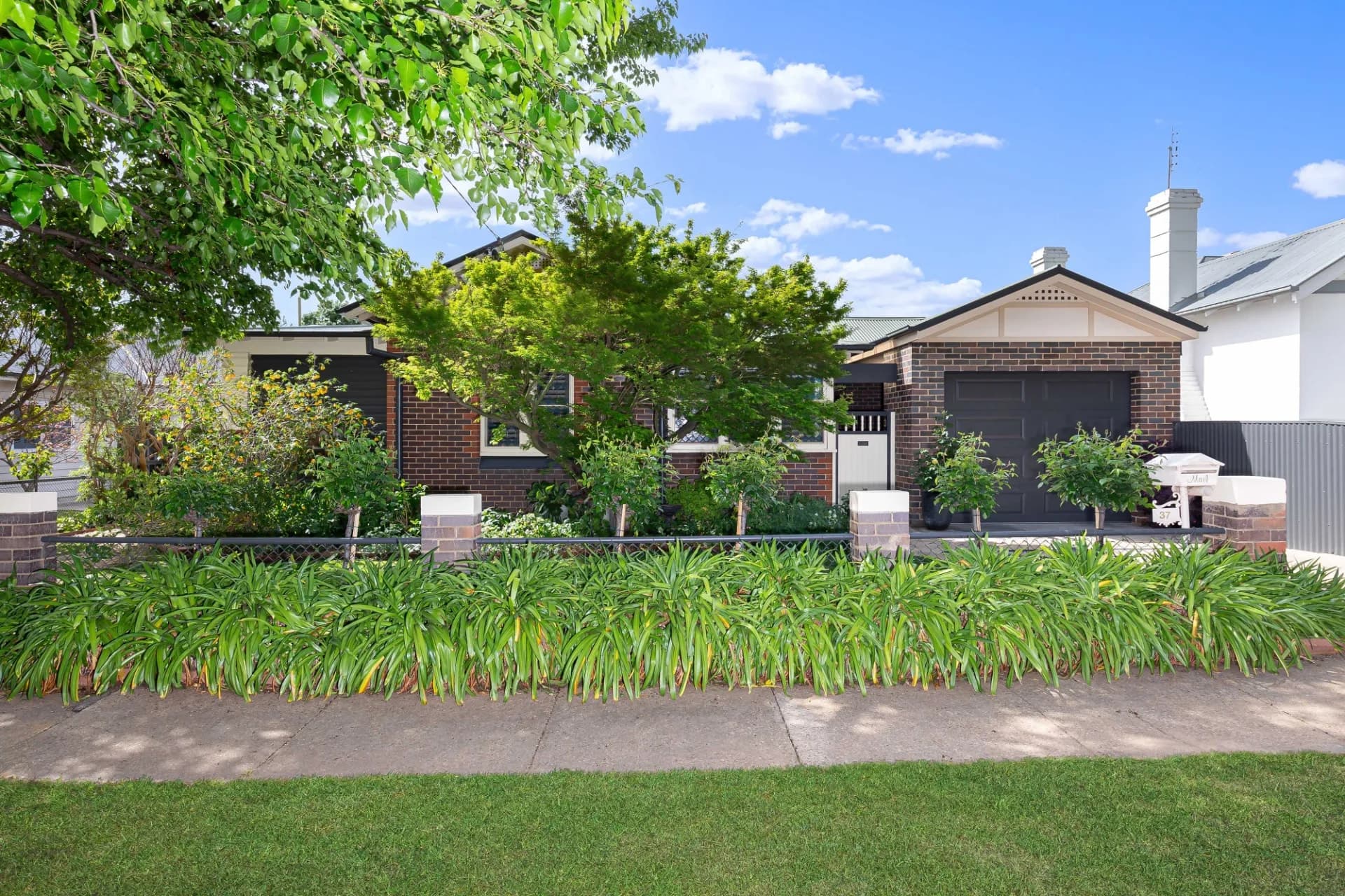 37 Gormly Avenue, Wagga Wagga - Image 1