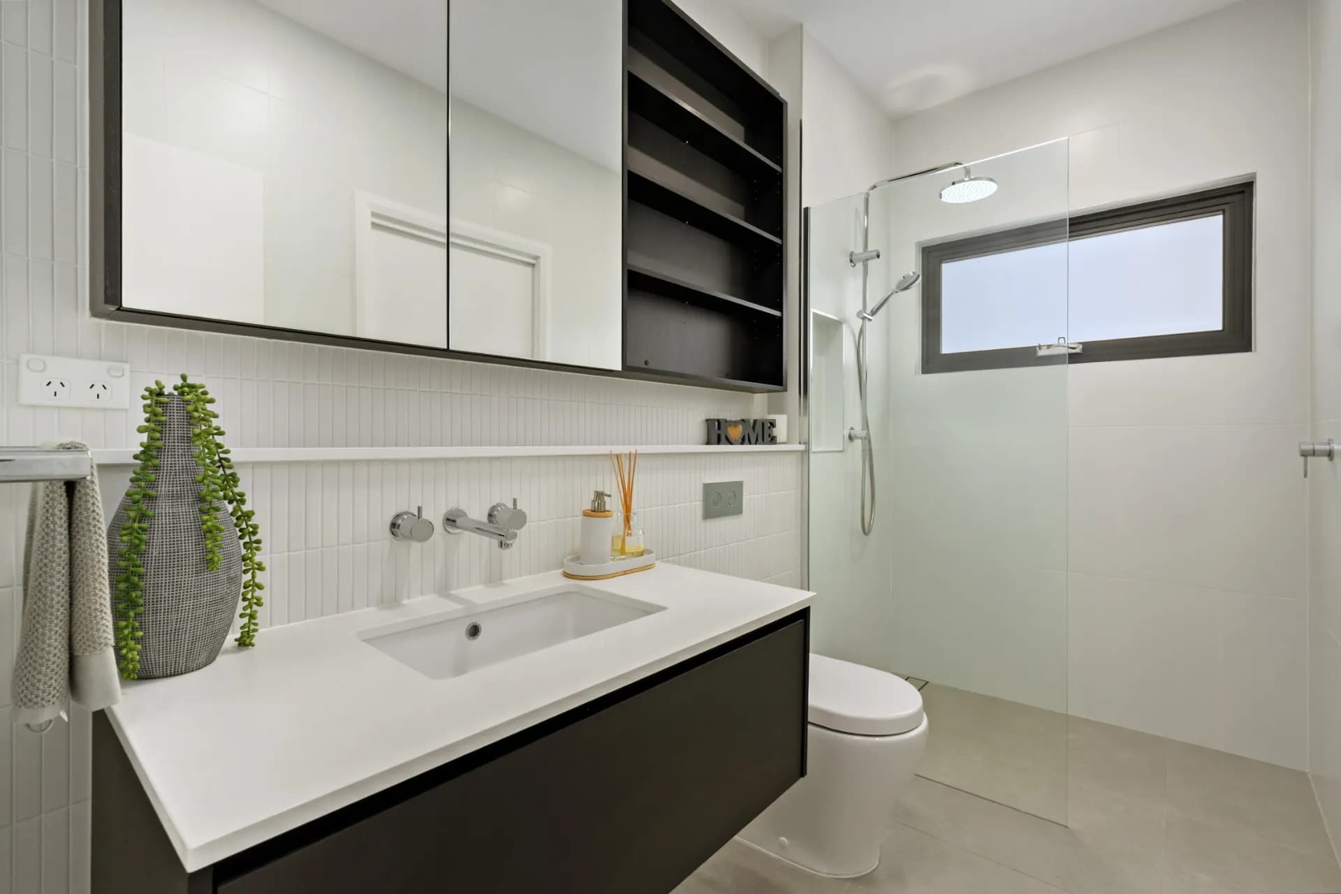 18 Northwood Street, Adamstown Heights - Thumbnail 8