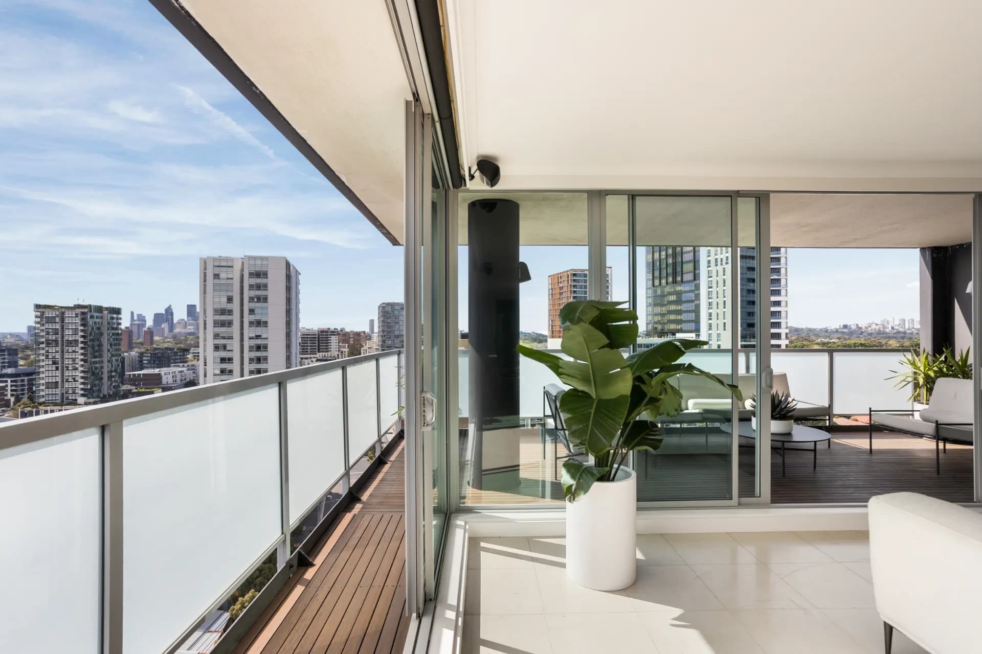 96/22 Gadigal Avenue, Zetland - Thumbnail 4