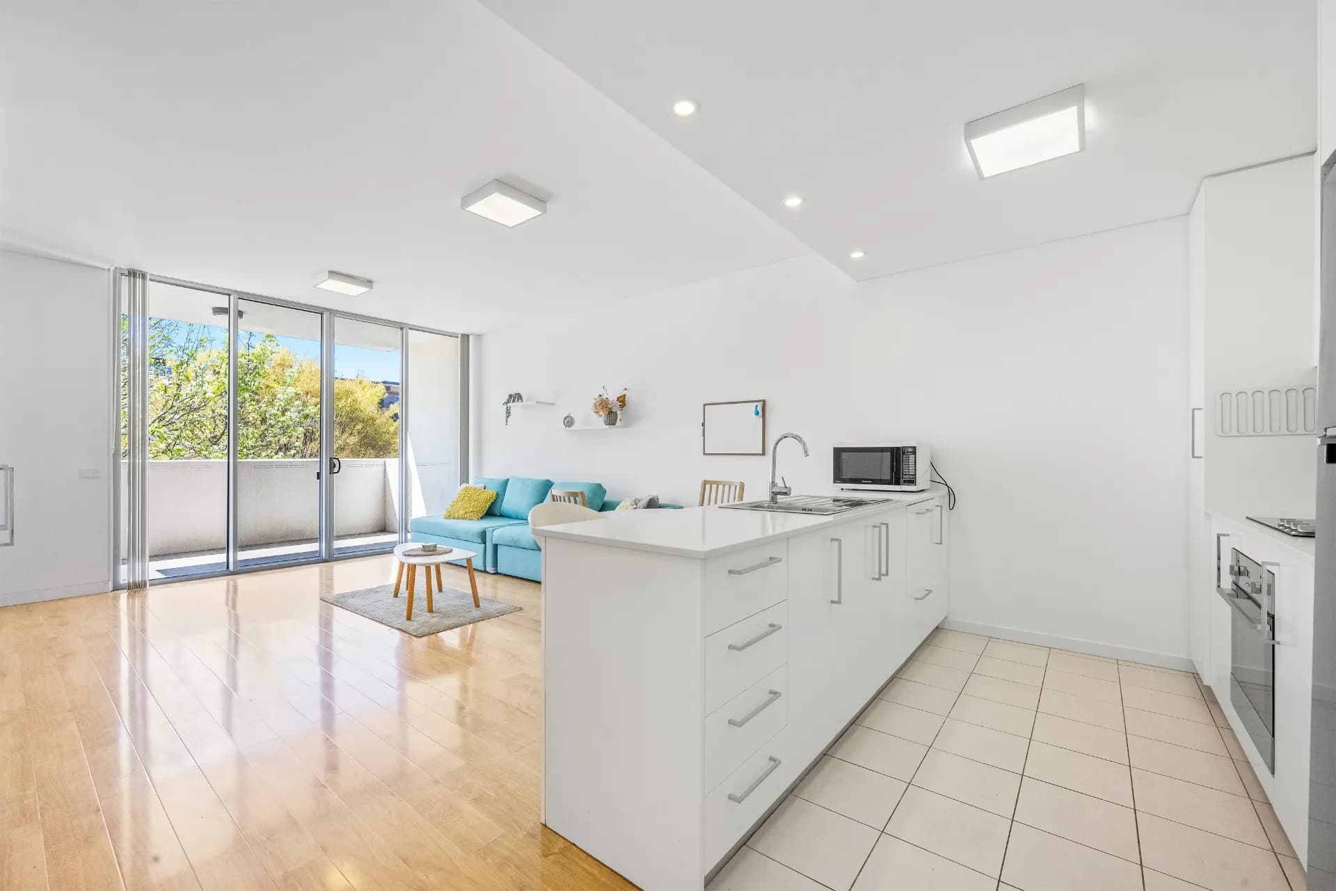135/116 Easty Street, Phillip., Phillip - Image 1