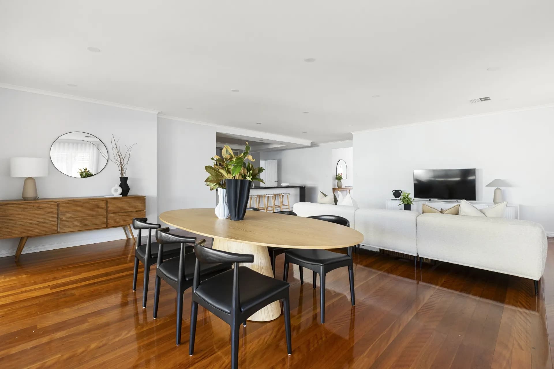 20 Walter Road West, Inglewood., Inglewood - Thumbnail 4