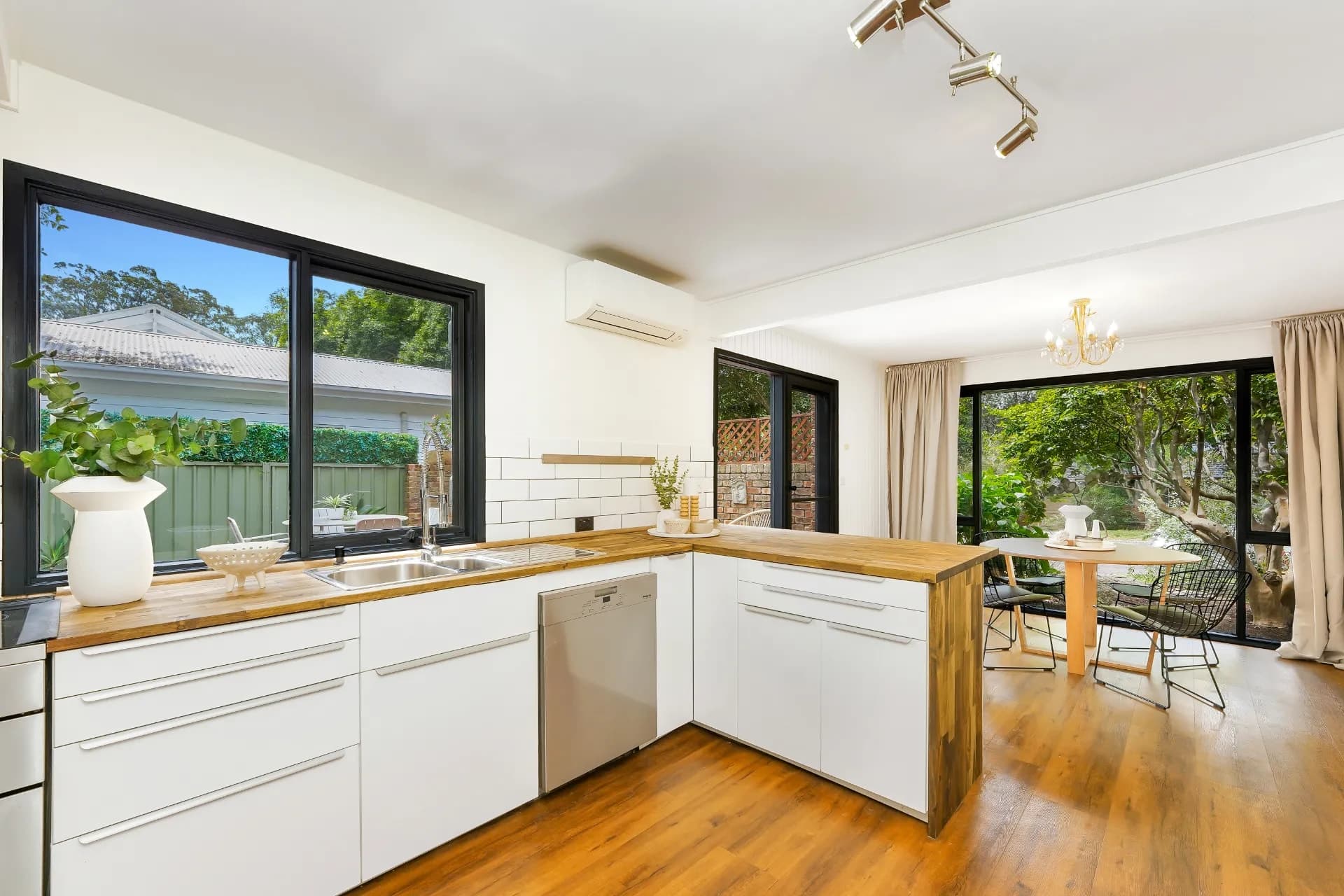 2 Sage Place, Point Clare - Thumbnail 5