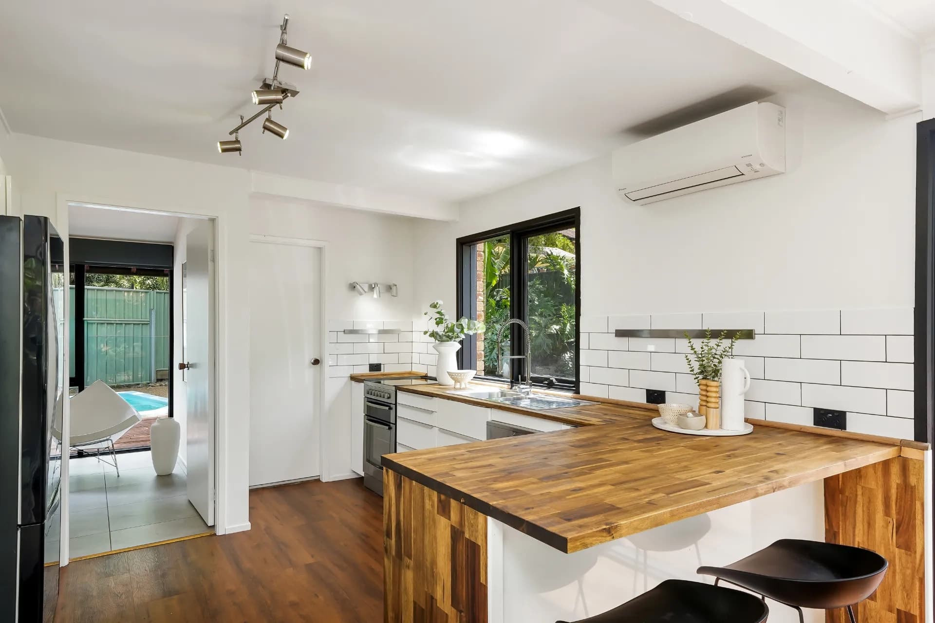 2 Sage Place, Point Clare - Thumbnail 6