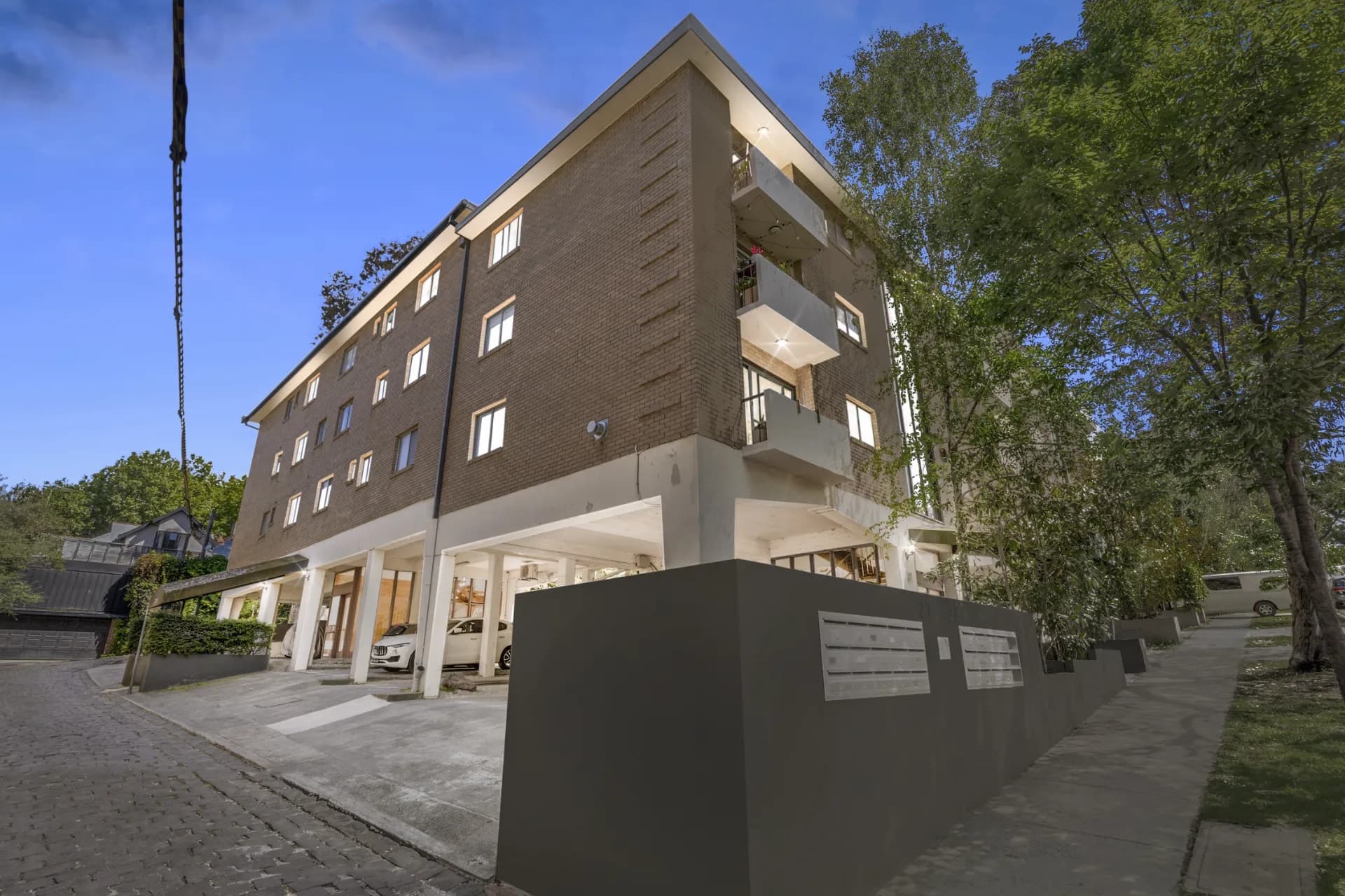 14/27-31 Avoca Street, South Yarra - Thumbnail 3