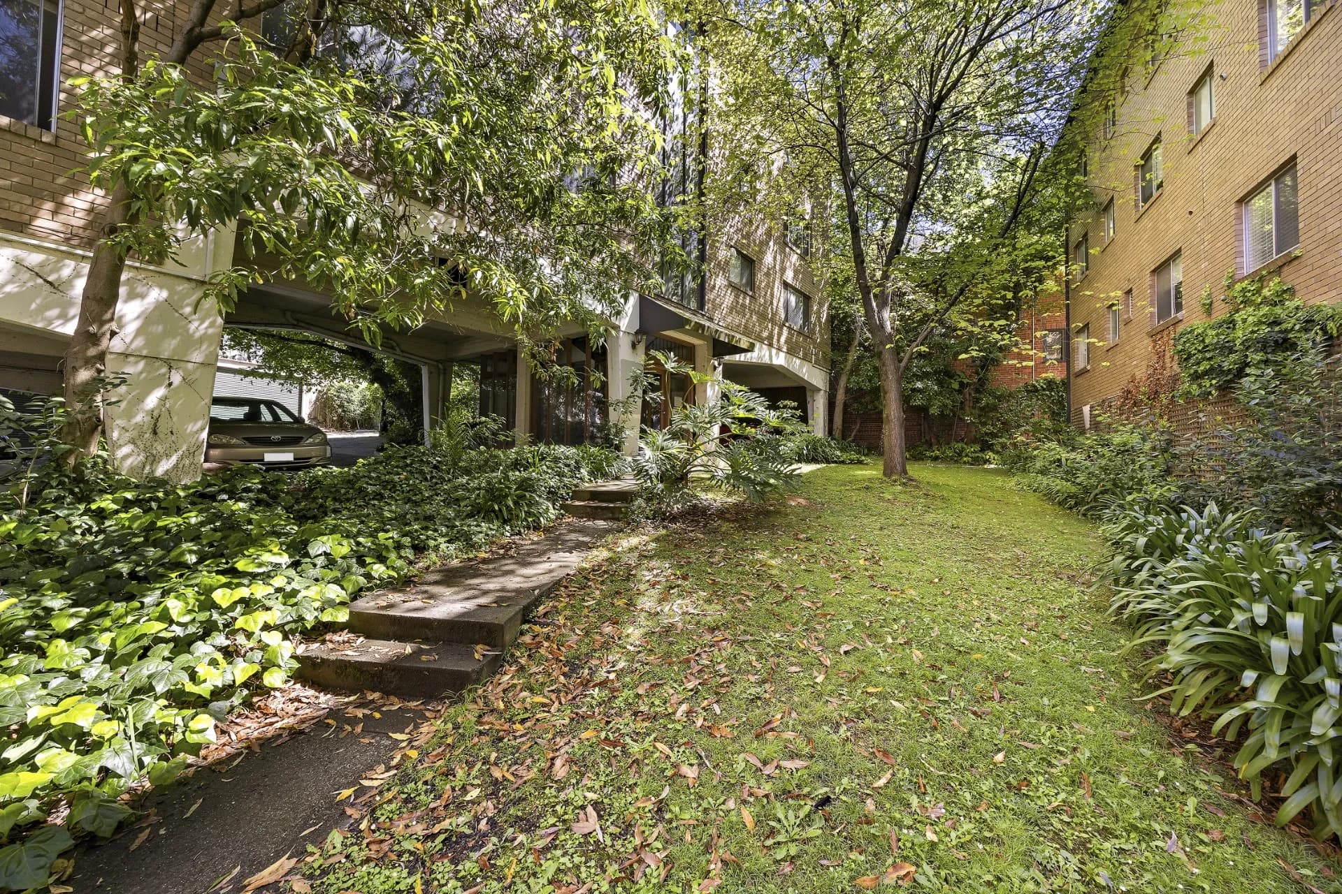 14/27-31 Avoca Street, South Yarra - Thumbnail 8