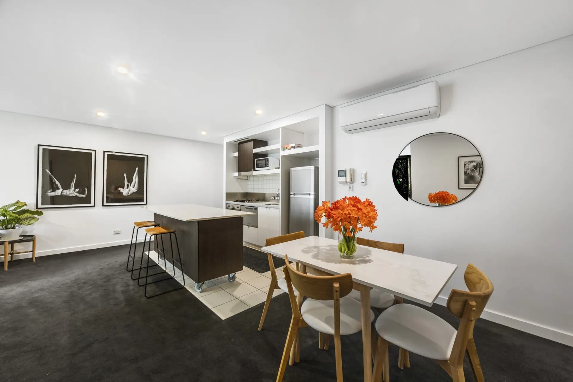 302/3 Chapel Mews, South Yarra - Thumbnail 5