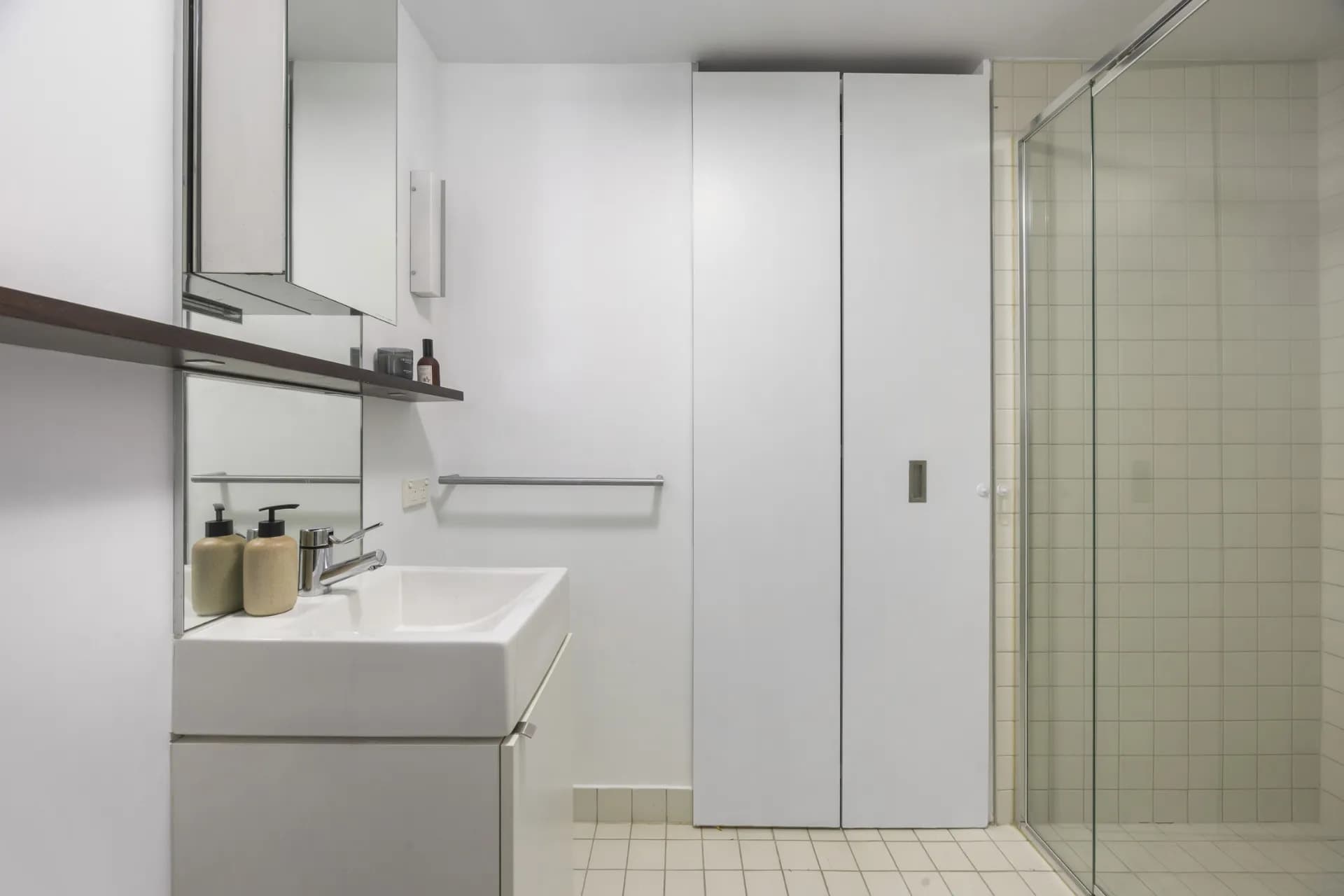 302/3 Chapel Mews, South Yarra - Thumbnail 7