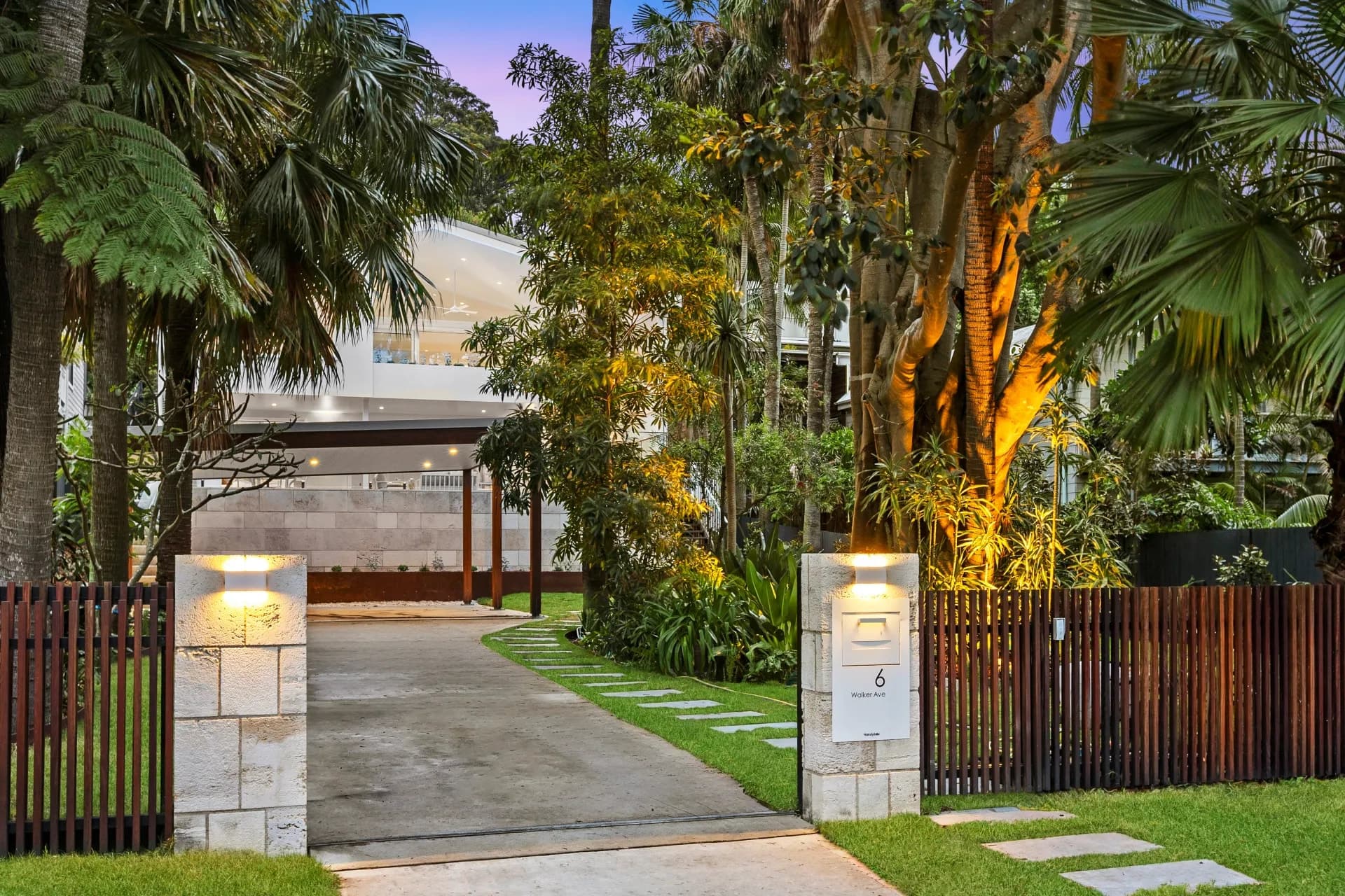 6 Walker Avenue, Narrabeen., Narrabeen - Thumbnail 2