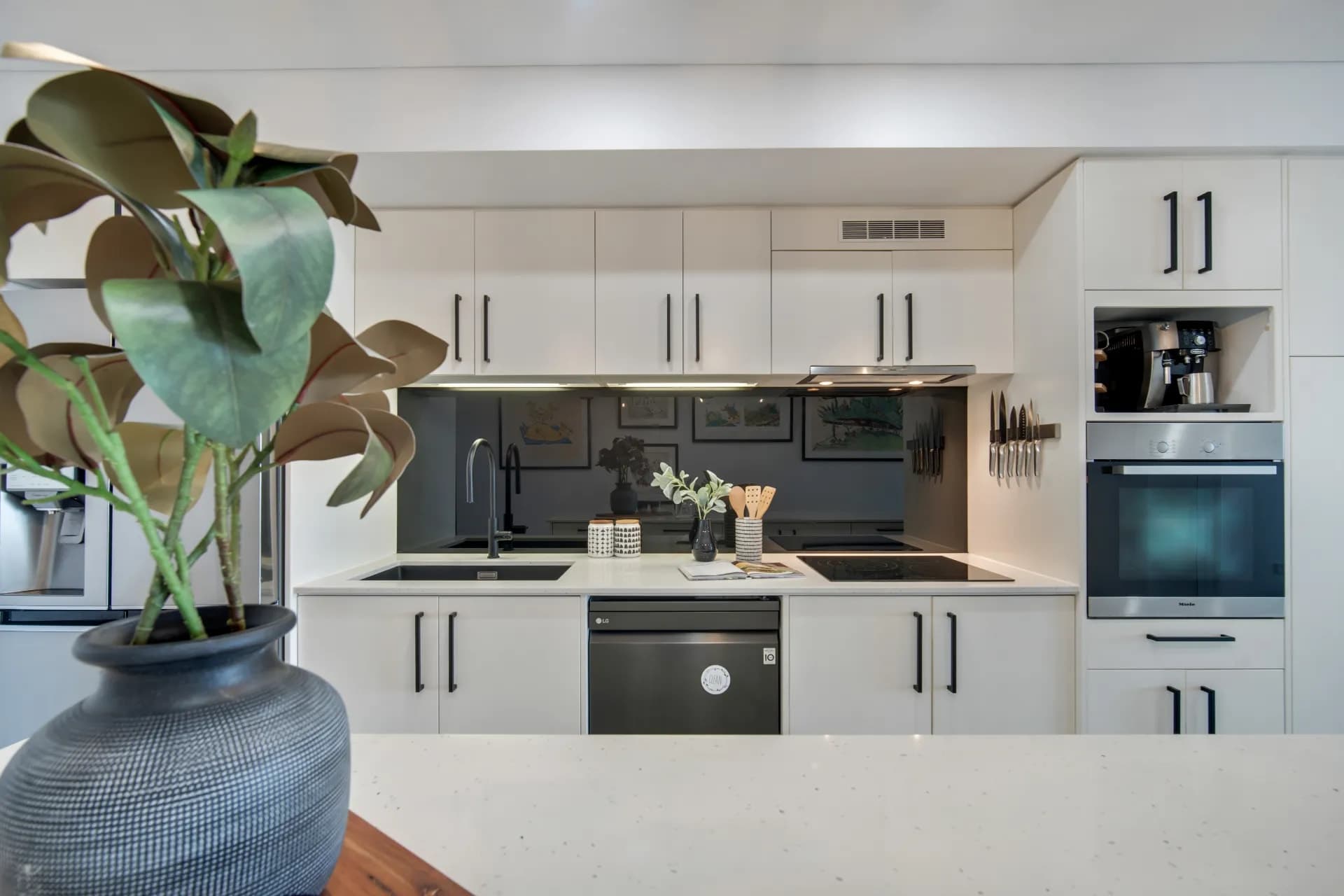 304/69-77 Palmer  Street, South Townsville, QLD, South Townsville - Thumbnail 4