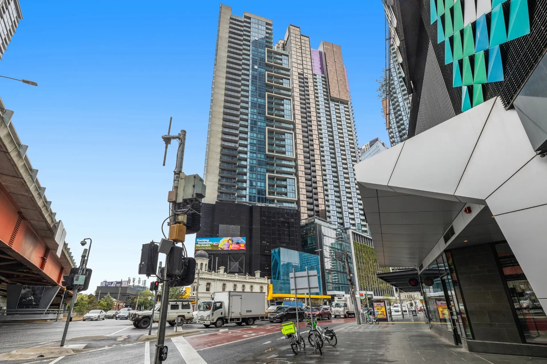 3402/241 City  Road, Southbank., Southbank - Thumbnail 2