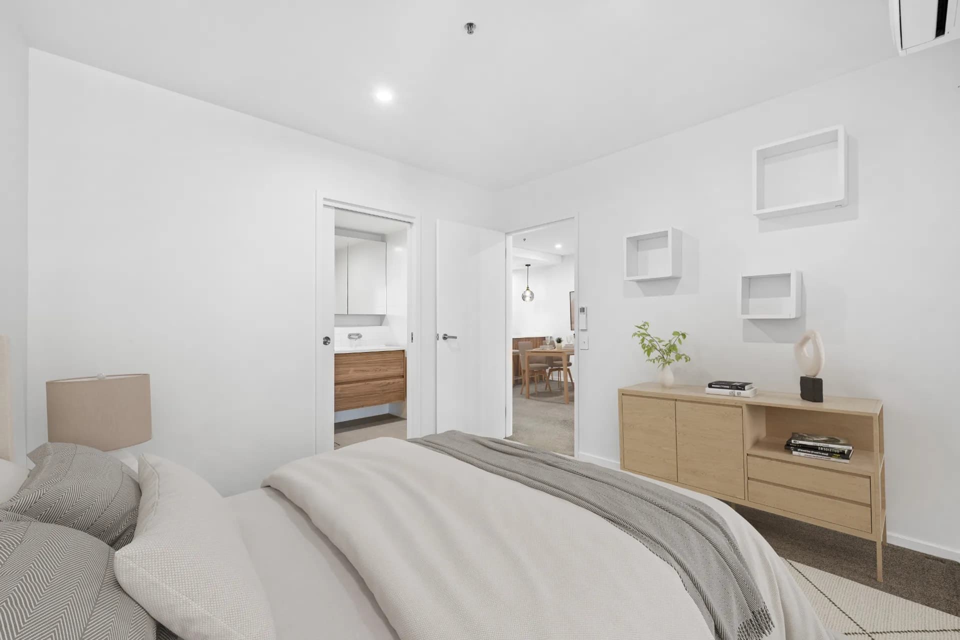 912/15 Bowes Street, Phillip., Phillip - Thumbnail 6
