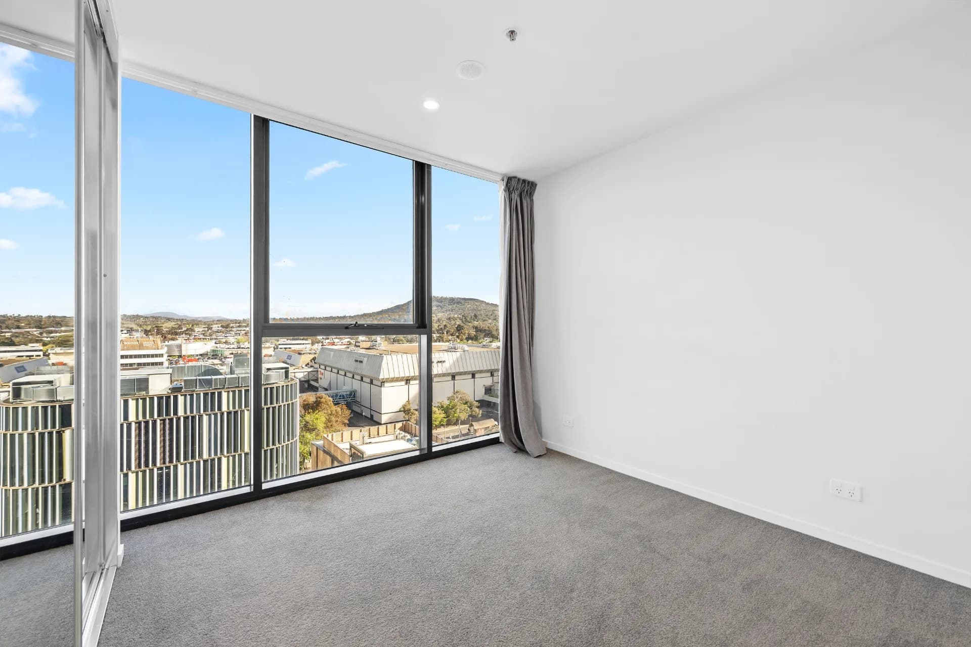 912/15 Bowes Street, Phillip., Phillip - Thumbnail 7