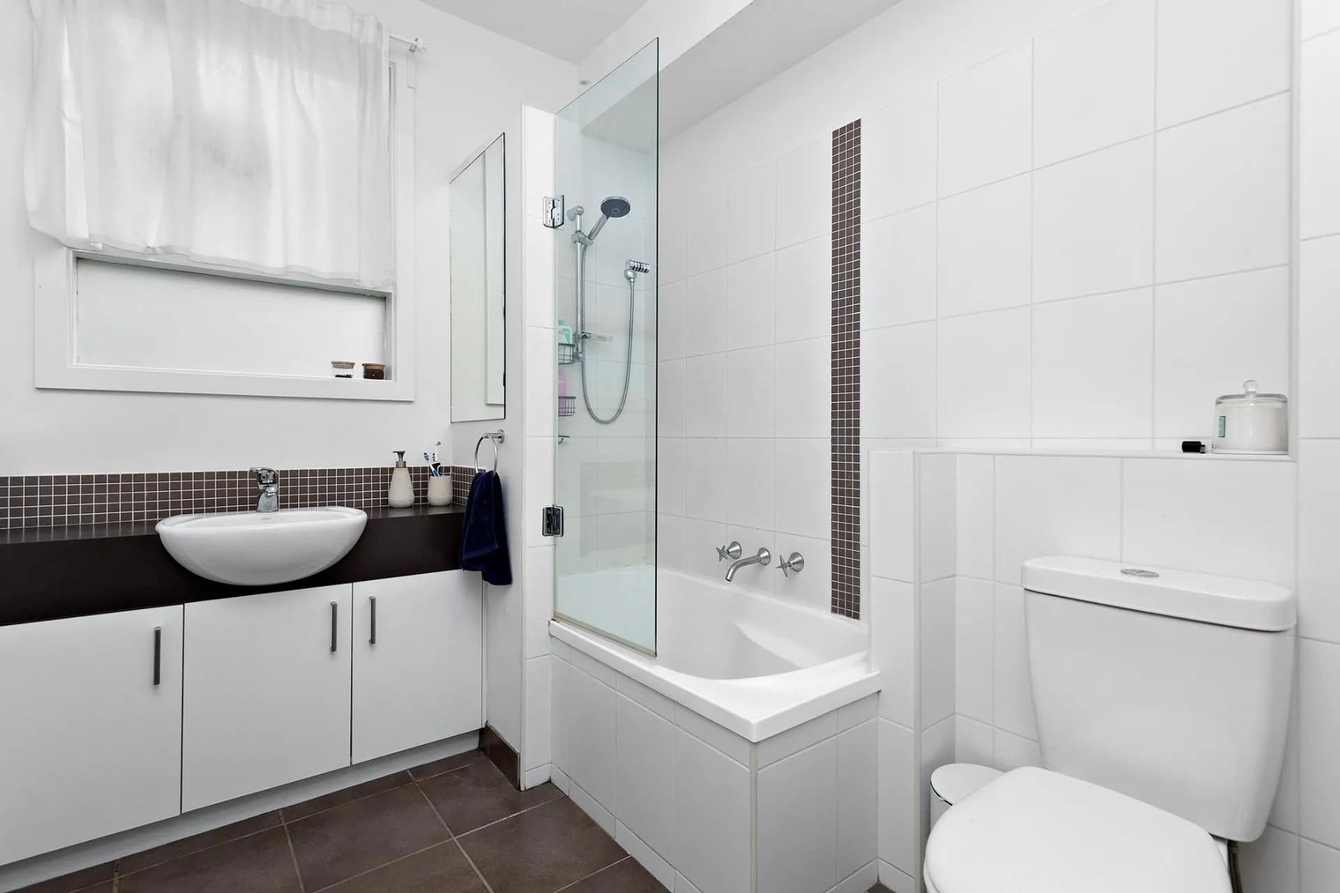7/3 Bundalohn Court, St Kilda - Thumbnail 5