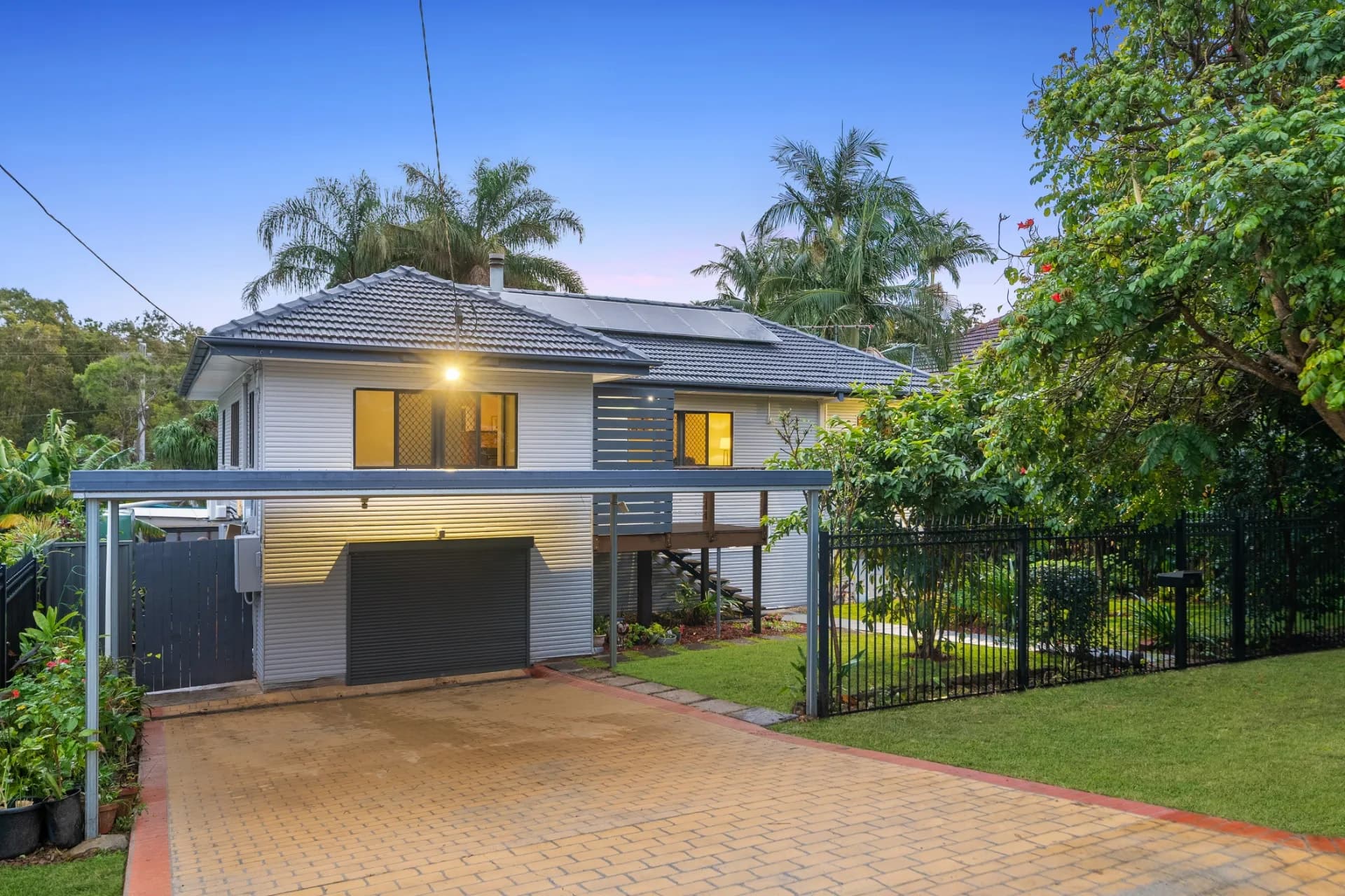 41 Wighton Street, Sandgate., Sandgate - Thumbnail 2