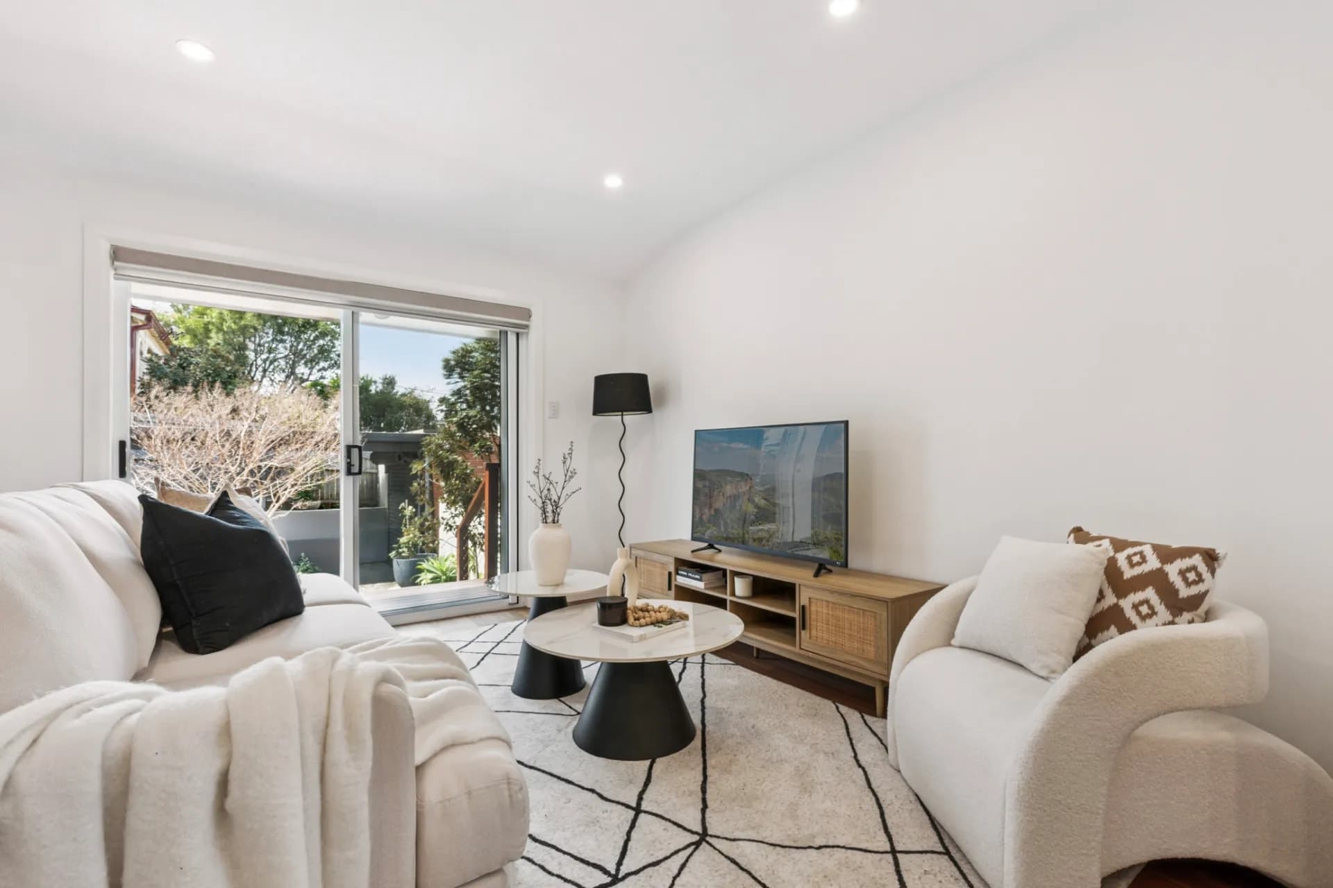 38 Willison Road, Carlton - Thumbnail 4