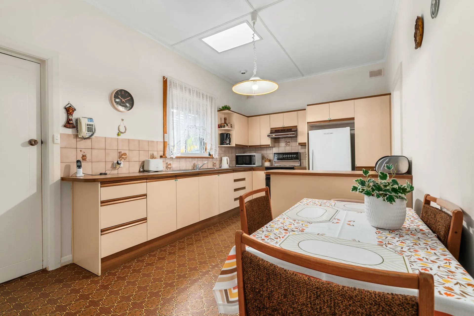 6 Raymond Avenue, Seaton, SA, Seaton - Thumbnail 8