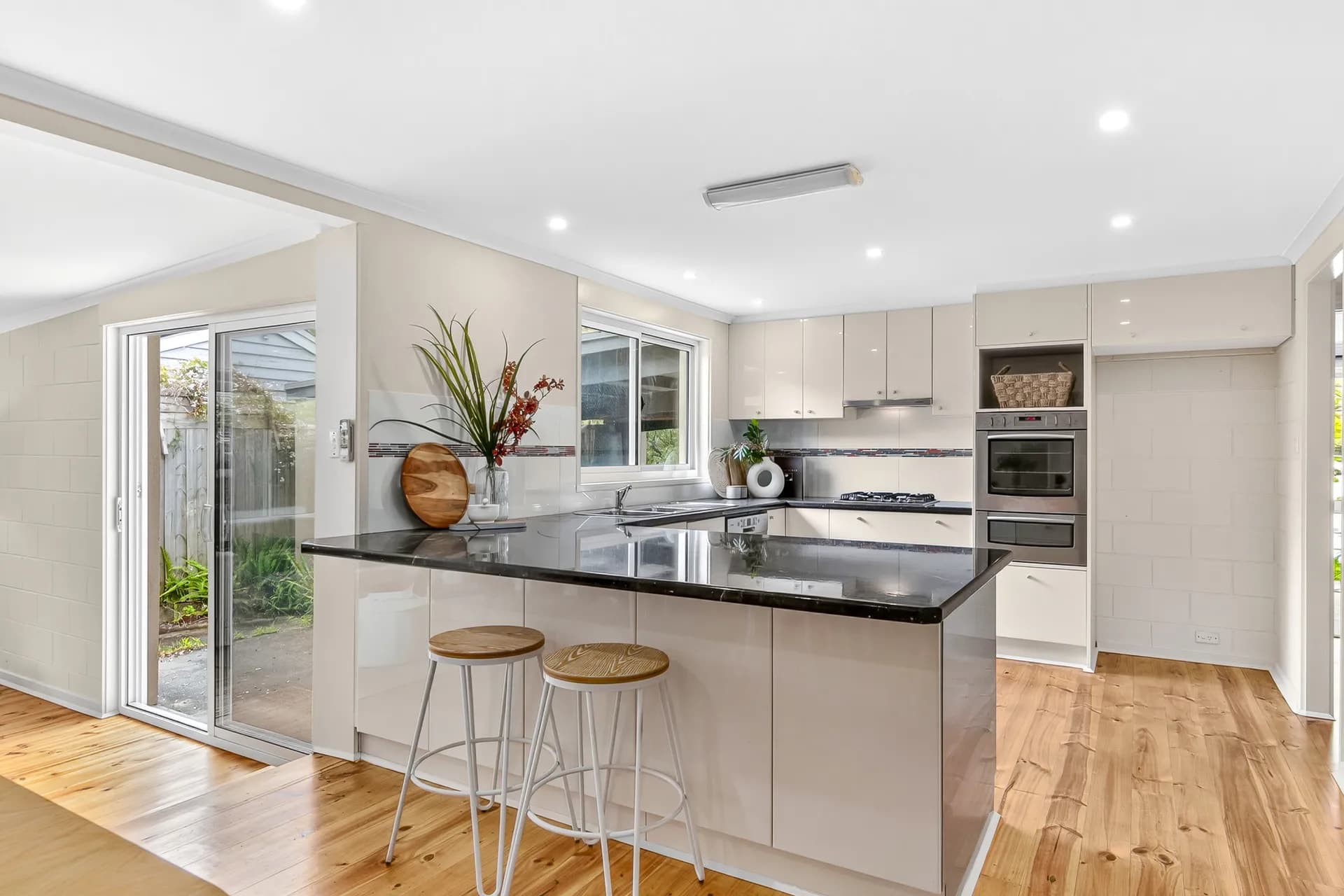 12 Corey  Avenue, Dromana - Thumbnail 4