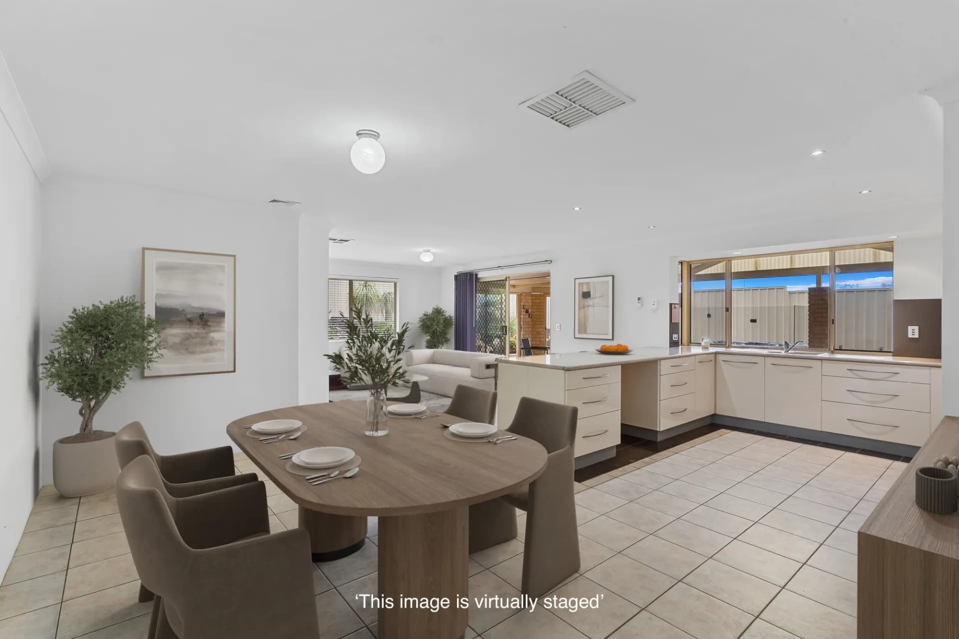 1/32 Caravel Way, Halls Head., Halls Head - Thumbnail 2
