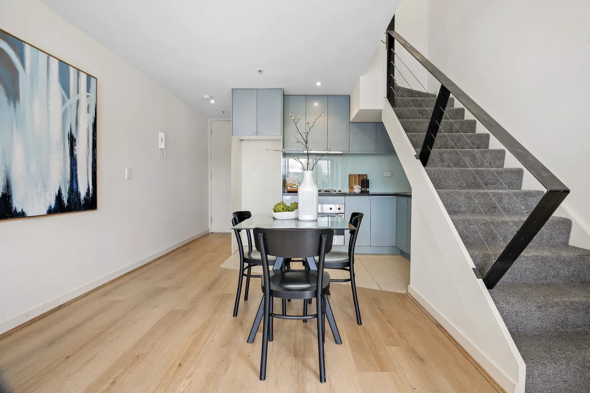 301/22-24 Cobden  Street, North Melbourne., North Melbourne - Thumbnail 4