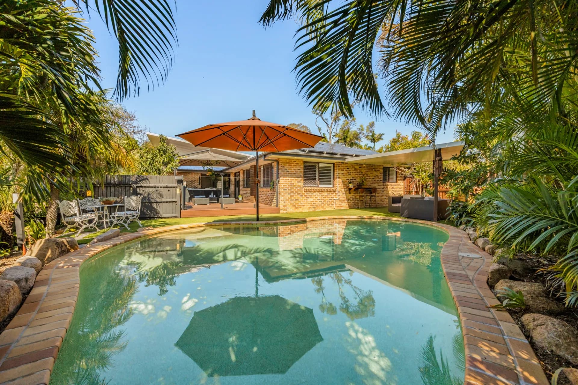 19 Jill Street, Brighton., Brighton - Image 1