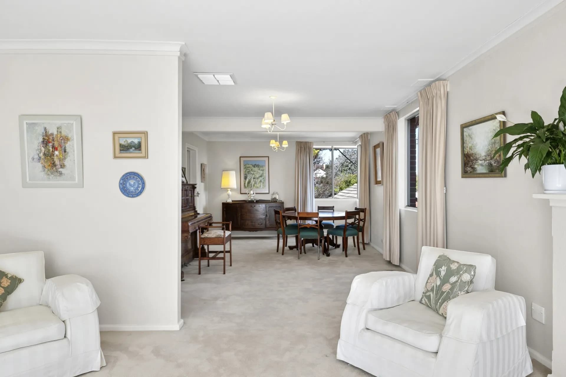 1 Loftus  Street, Yarralumla., Yarralumla - Thumbnail 8